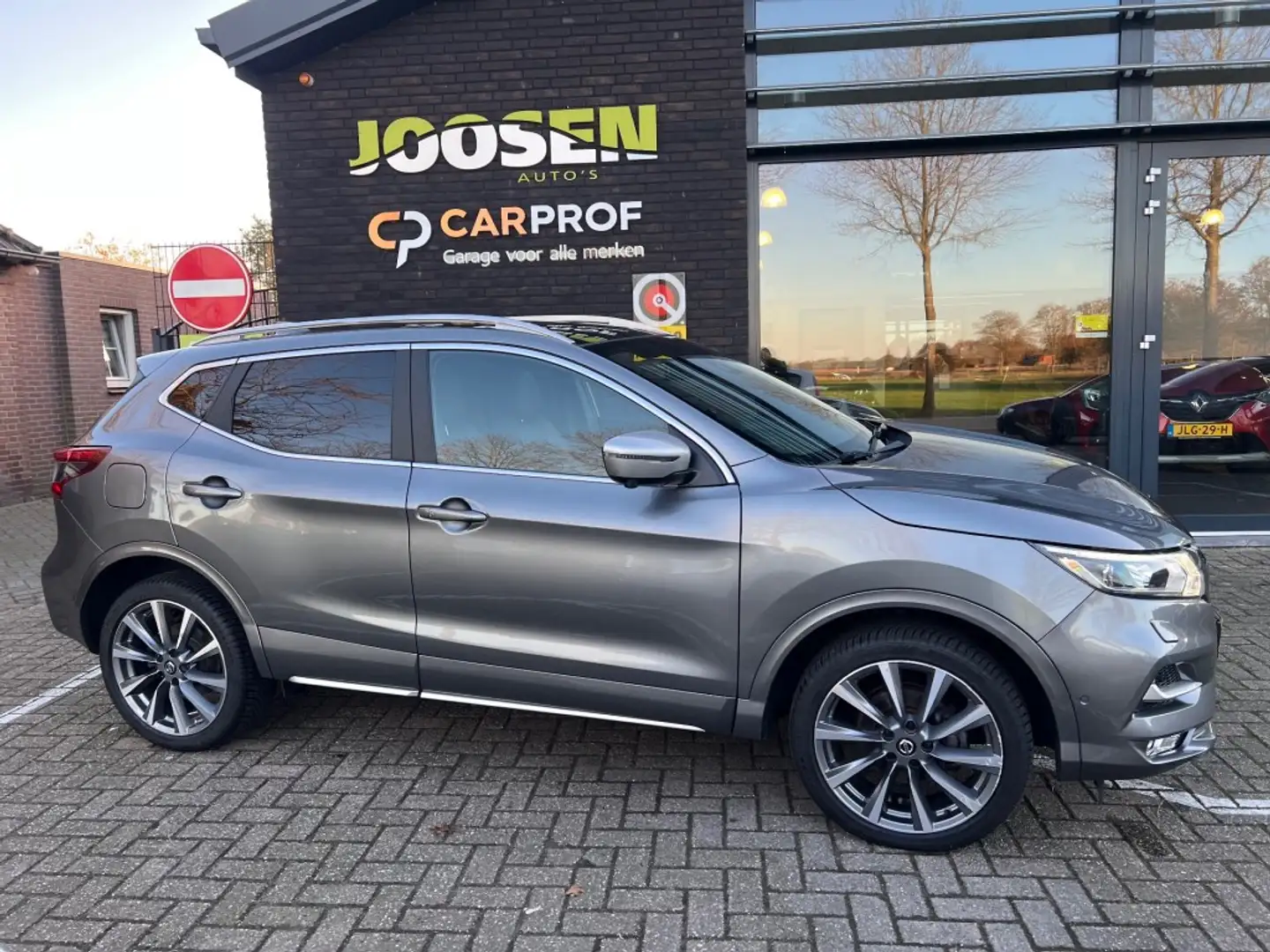 Nissan Qashqai 1.3 DIG-T TEKNA +DYNAMIC Gris - 2