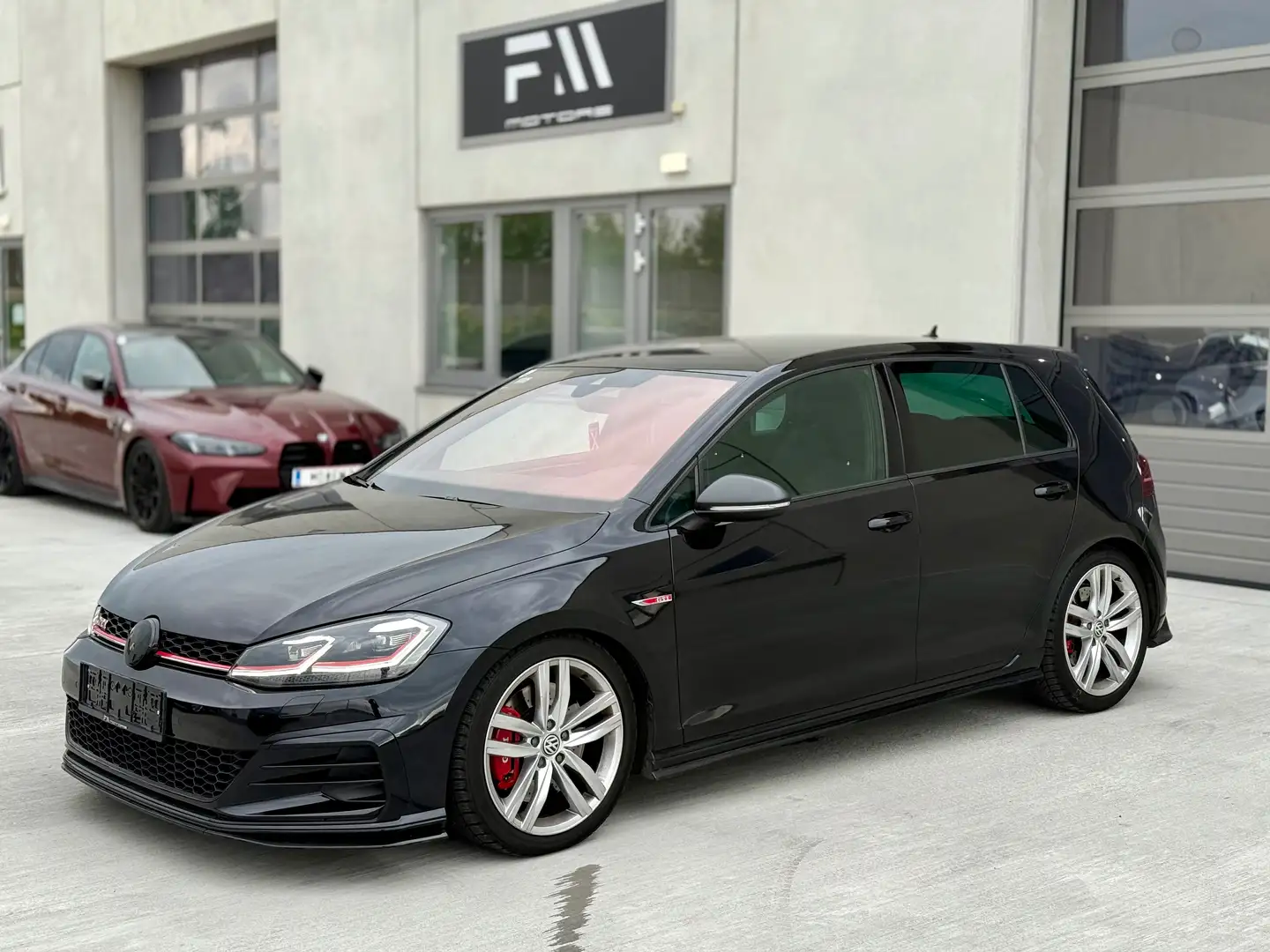 Volkswagen Golf GTI Golf GTI TCR 2,0 DSG,Akrapovic, Dynaudio, ACC, Schwarz - 1