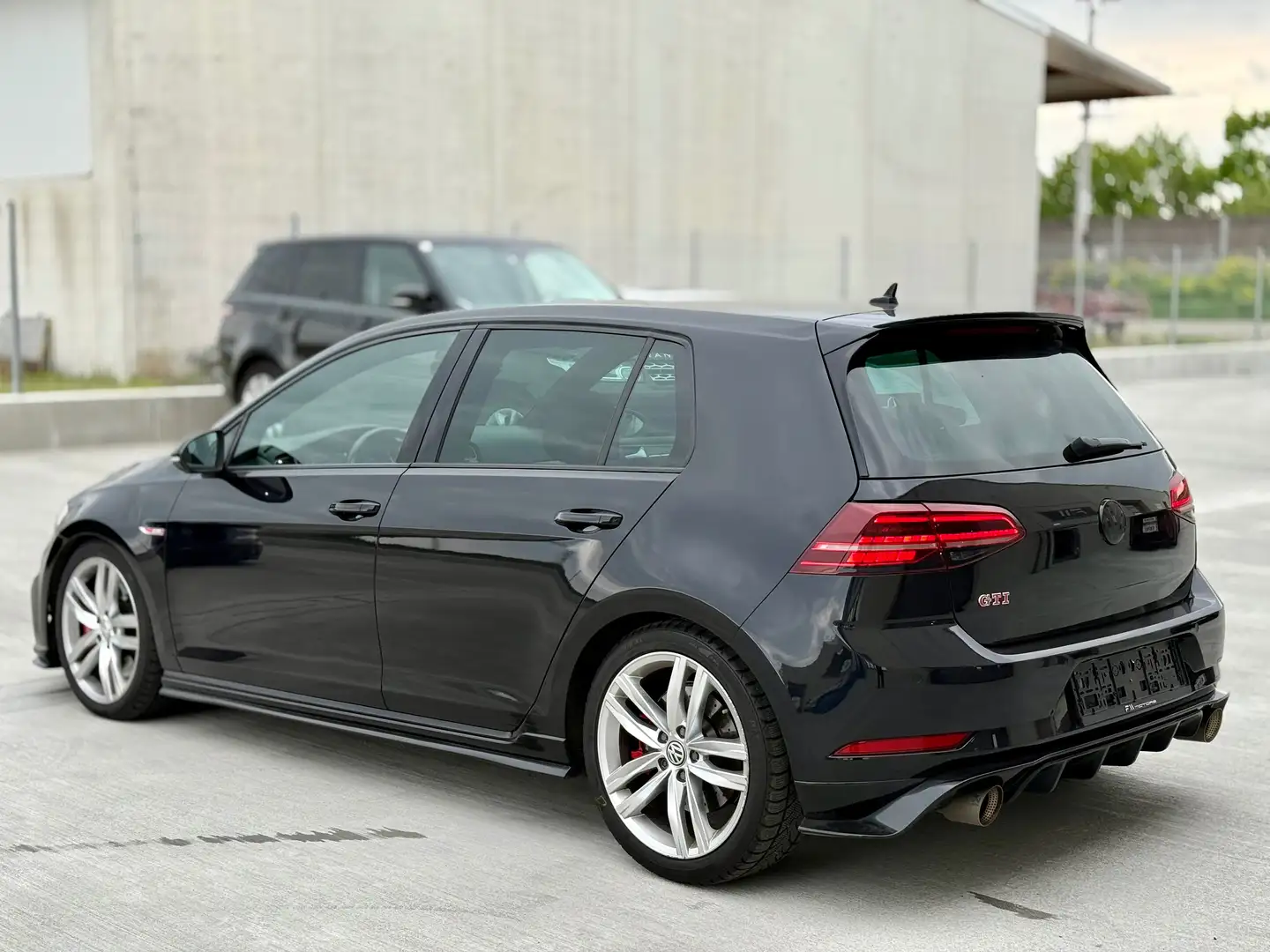 Volkswagen Golf GTI Golf GTI TCR 2,0 DSG,Akrapovic, Dynaudio, ACC, Schwarz - 2