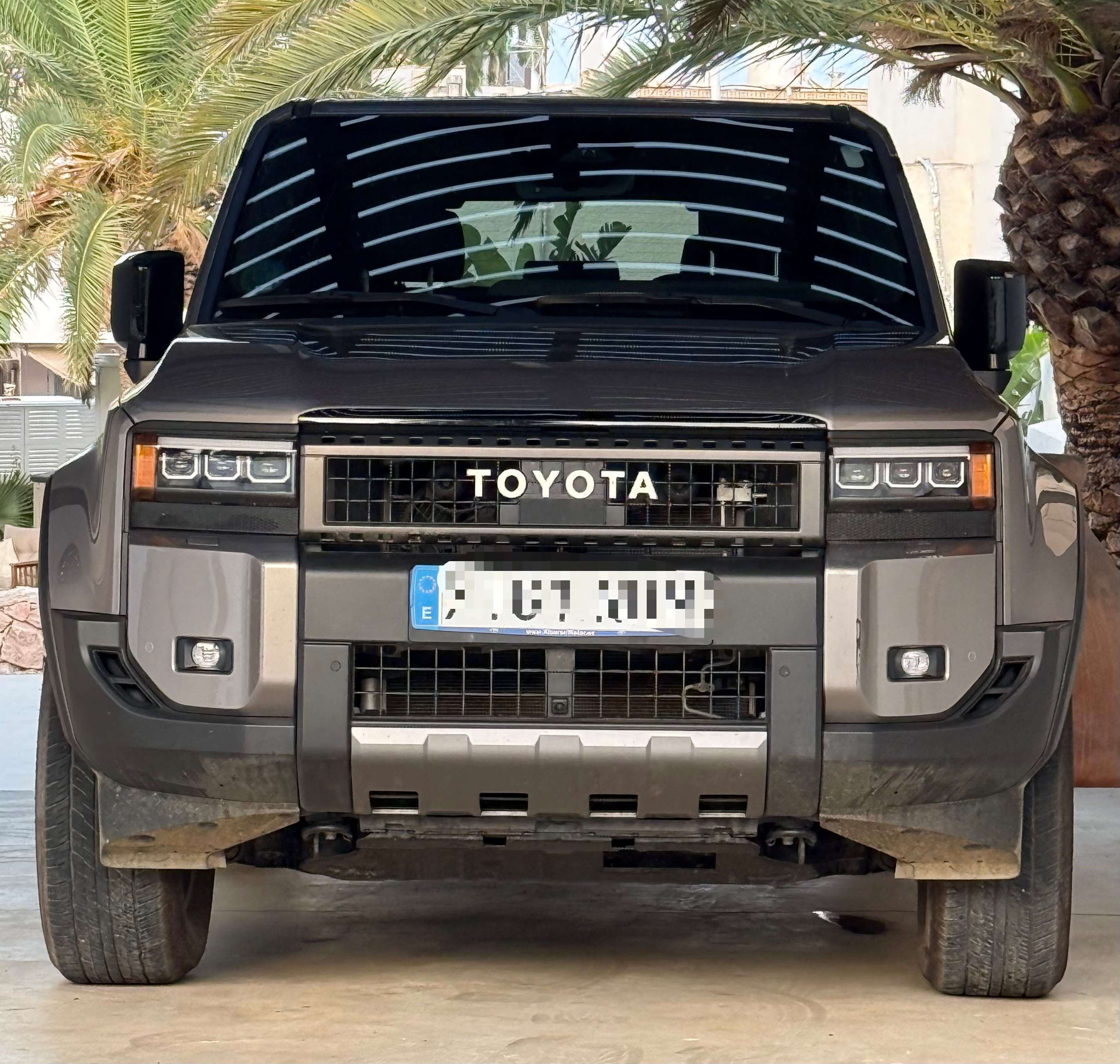 Toyota Land Cruiser D-4D VX Aut. - foto 1