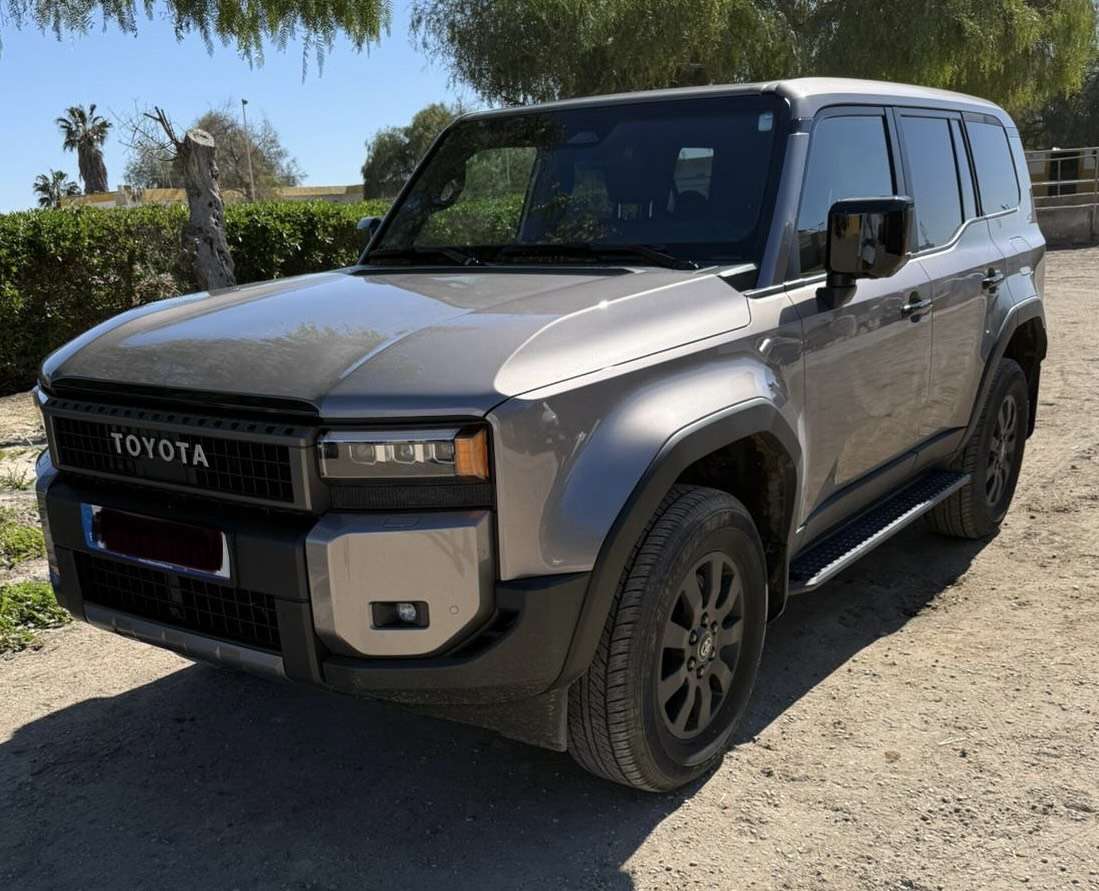 Toyota Land Cruiser D-4D VX Aut. - foto 1