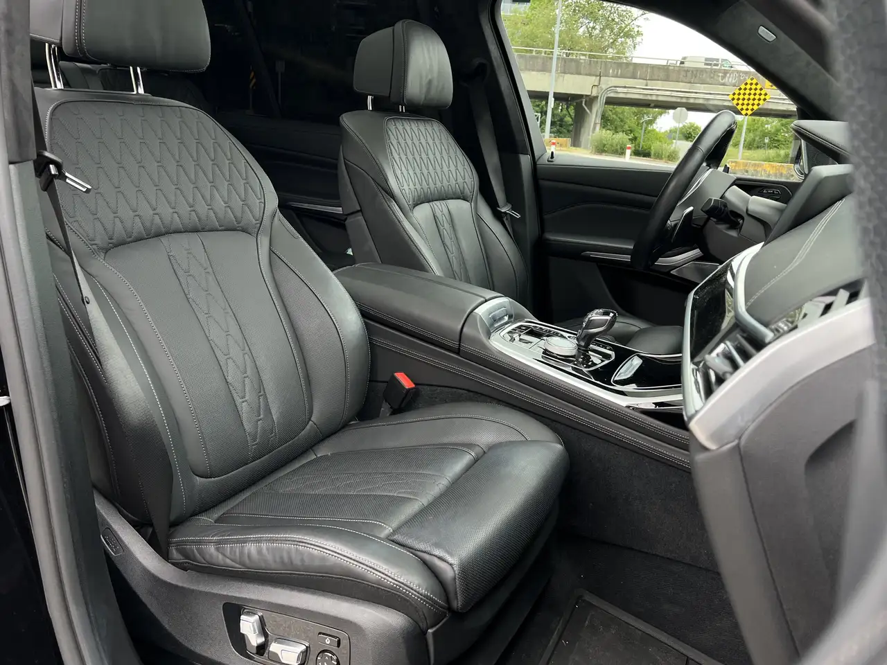 BMW X7 снимка BMW X7
