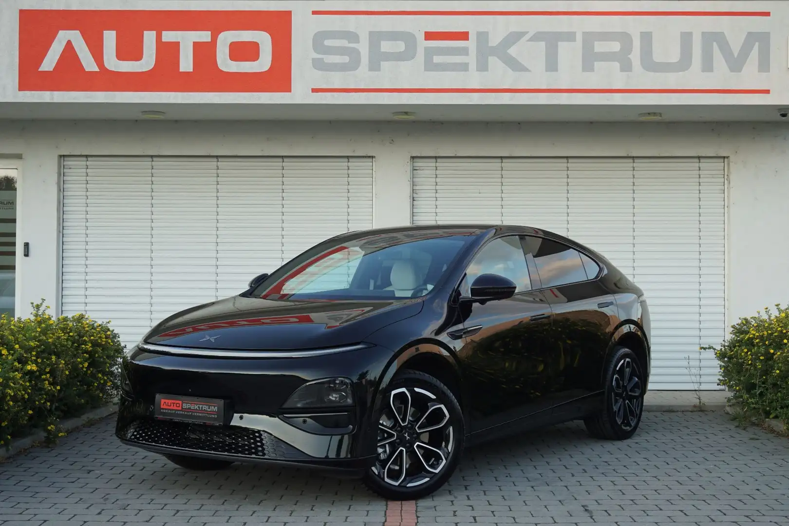 Xpeng G6 AWD Performance | € 473 mtl | MwSt | AHK | Schwarz - 1