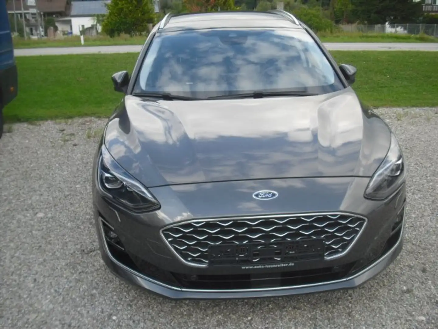 Ford Focus Vignale Grau - 2