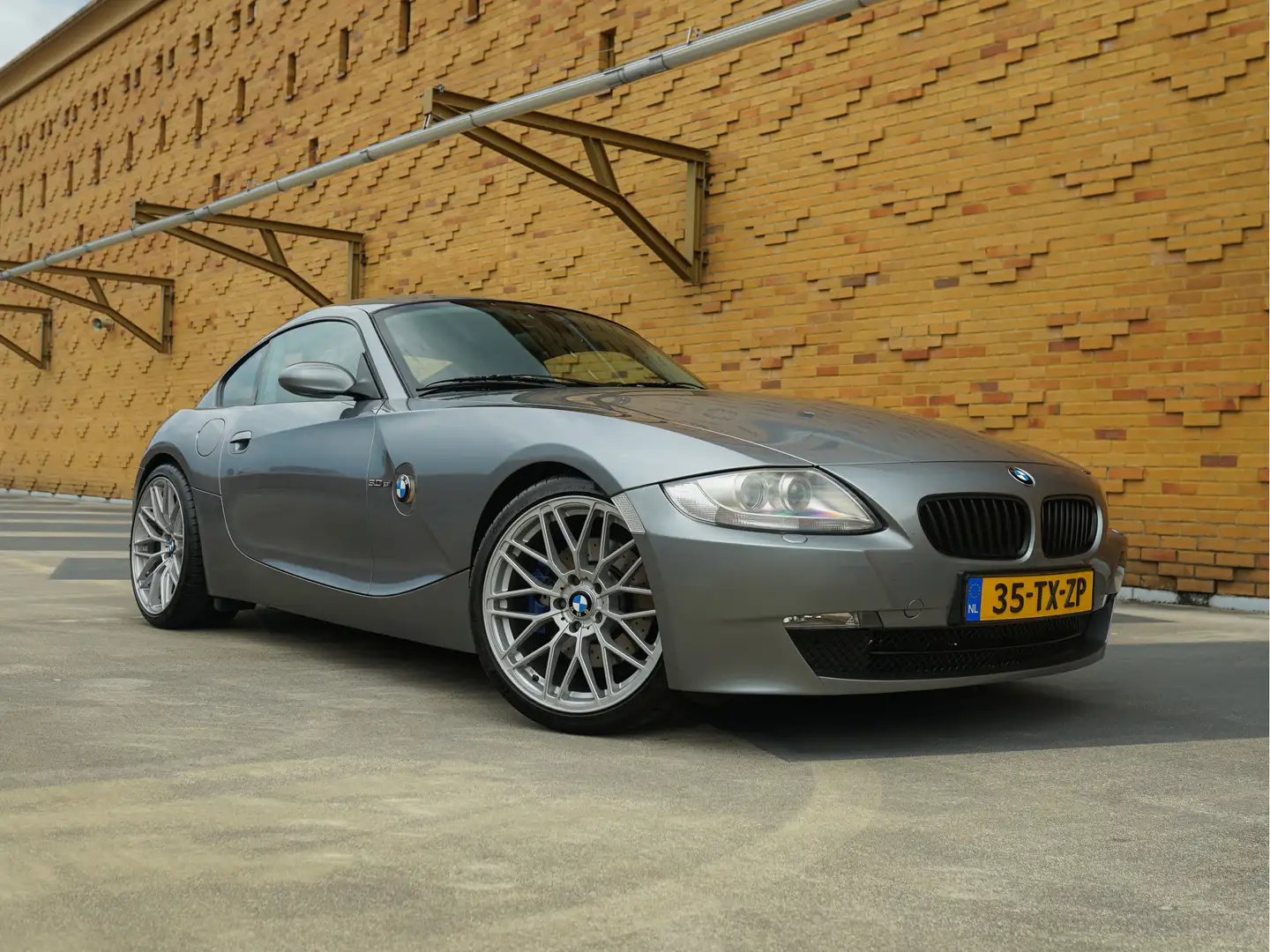 BMW Z4 Coupé 3.0 Si Executive Aut. l NL-geleverd l 19" l Grijs - 1