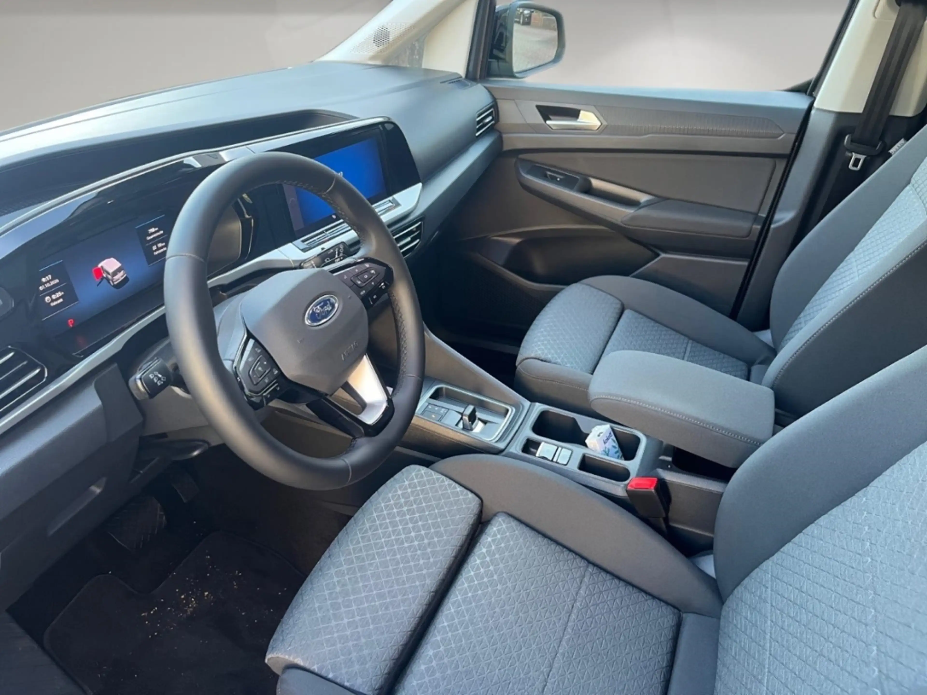 Ford Tourneo Connect Titanium L1 1,5l EcoBoost PHEV Digitales Cockpit L — photo 8