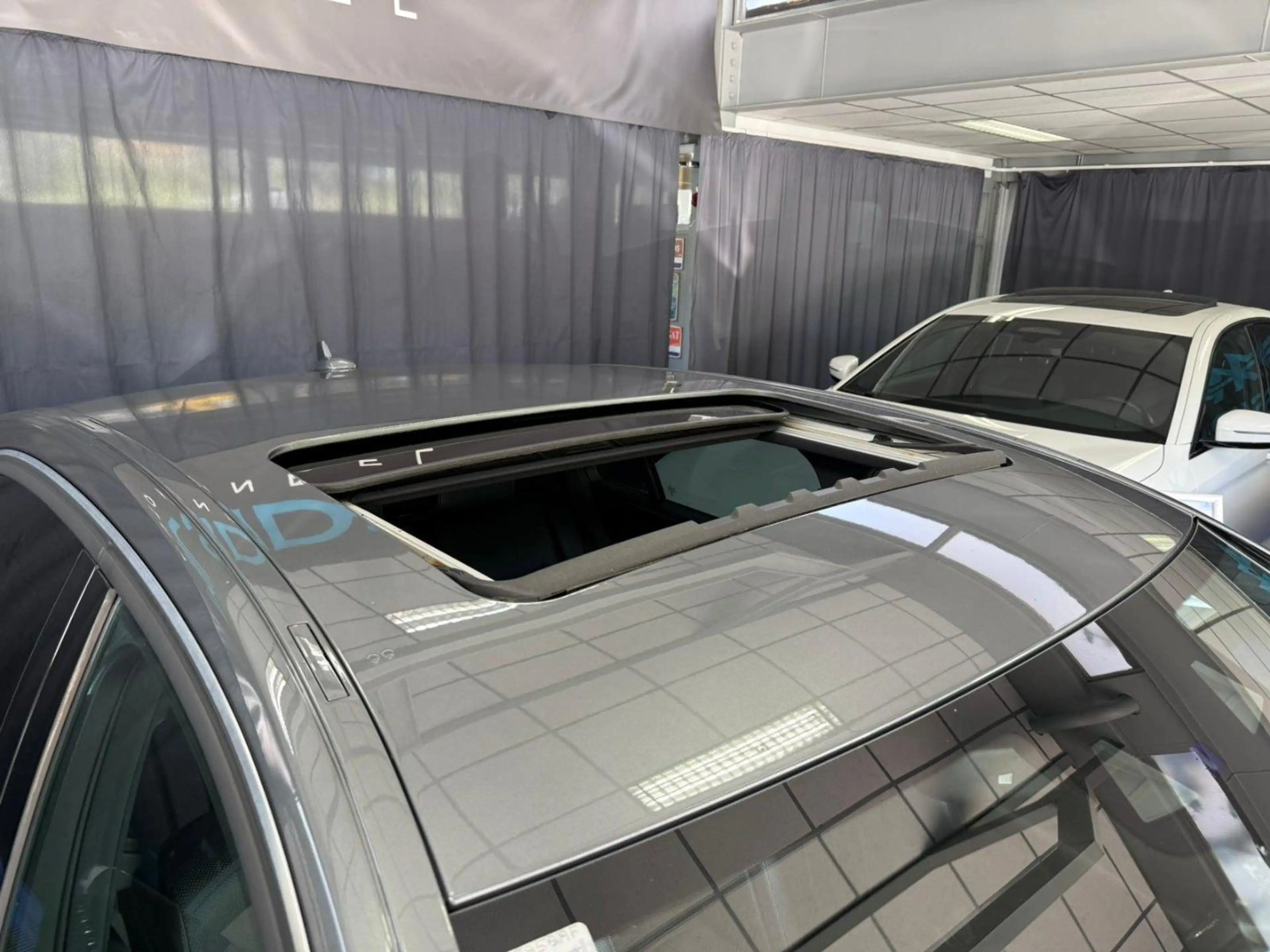 Mercedes-Benz E 350 BlueTEC 4Matic Avantgarde — photo 6