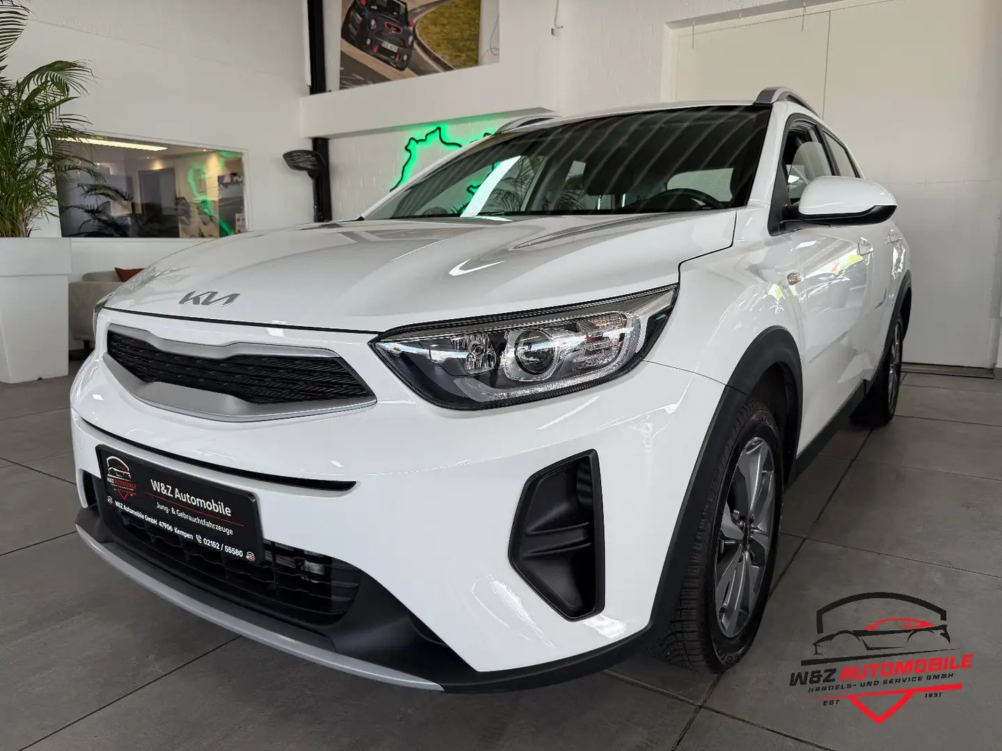 Kia Stonic 1.0 T-GDI +CarPlay+Kamera+SHZ+PDC+ Weiß - 1