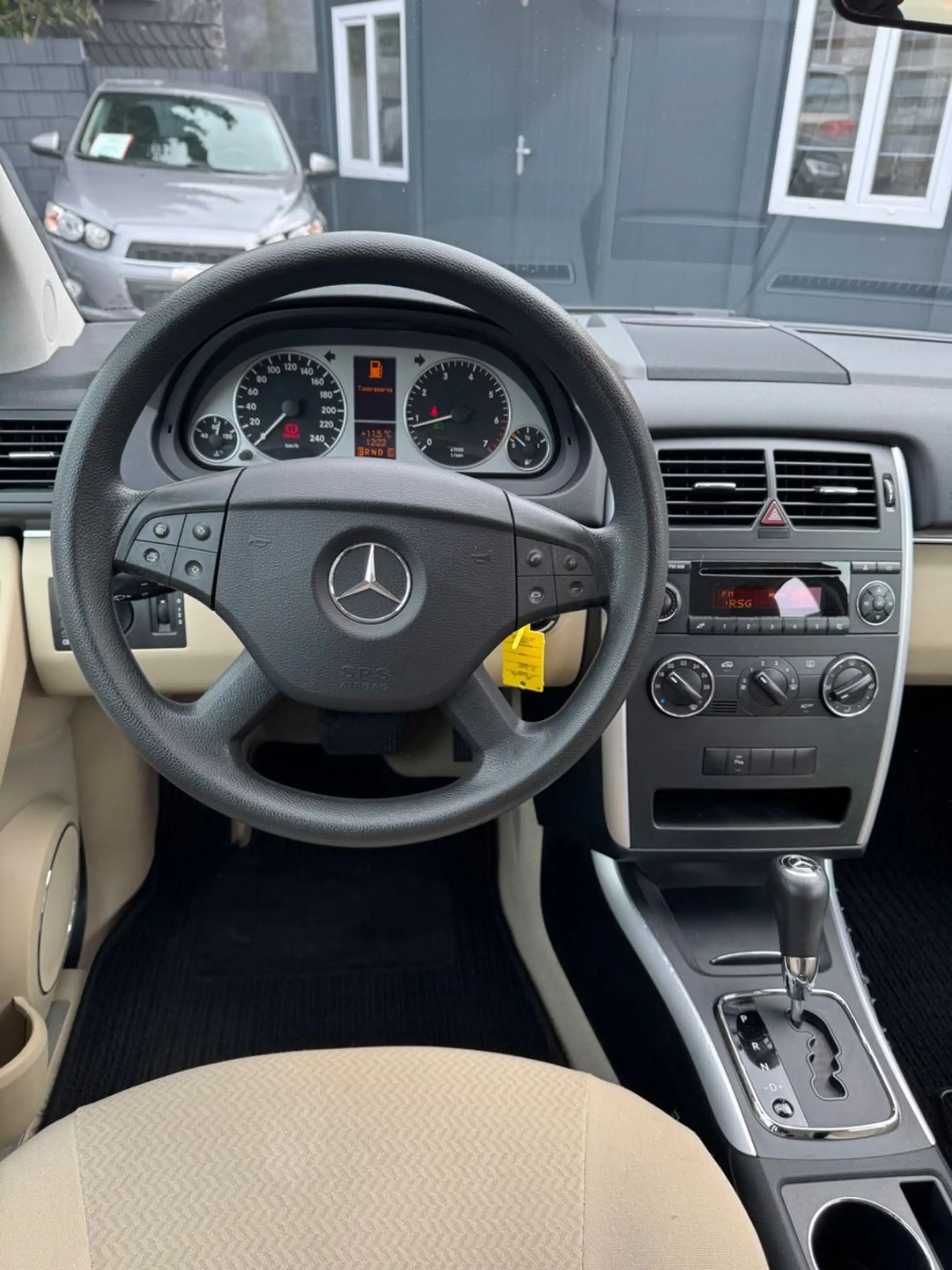 Mercedes-Benz B 200 Automatik PDC+KLIMA+WKR+ZV+EFH+BT+ — photo 8