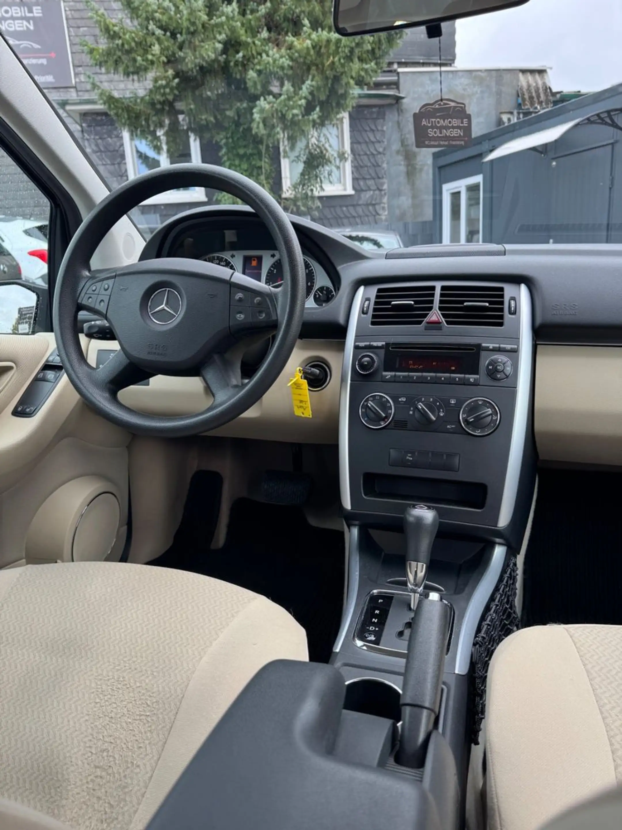 Mercedes-Benz B 200 Automatik PDC+KLIMA+WKR+ZV+EFH+BT+ — photo 11