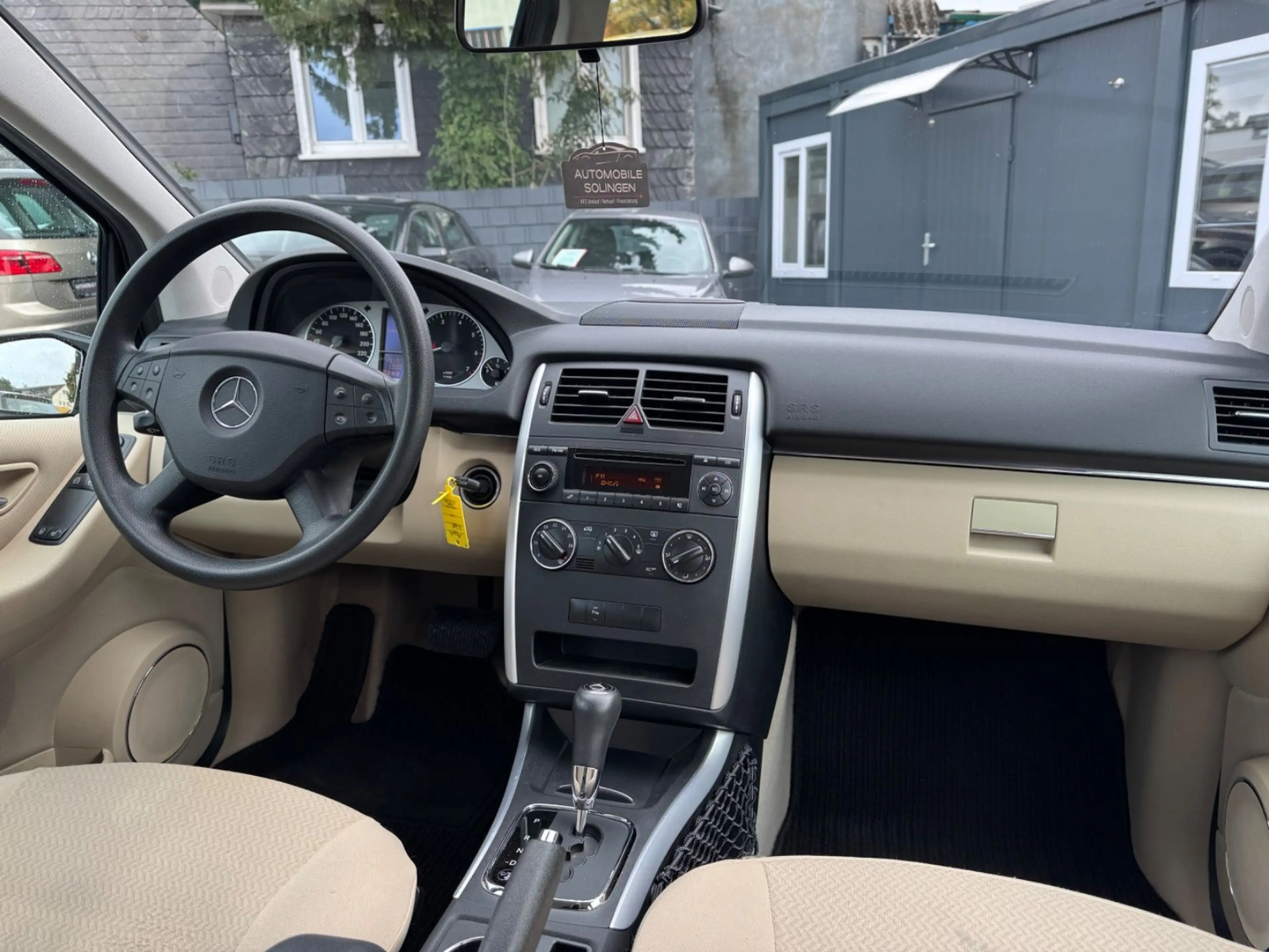 Mercedes-Benz B 200 Automatik PDC+KLIMA+WKR+ZV+EFH+BT+ — photo 12