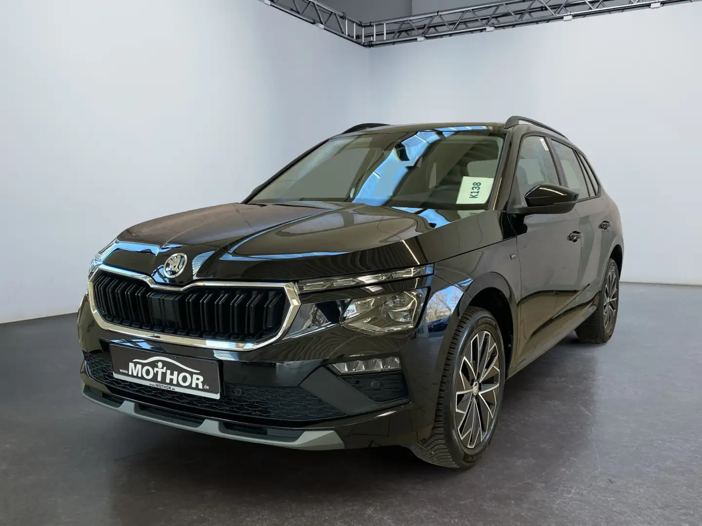 Skoda Kamiq Selection 1.0 TSI ACC LMF17'' LED PDC Schwarz - 2