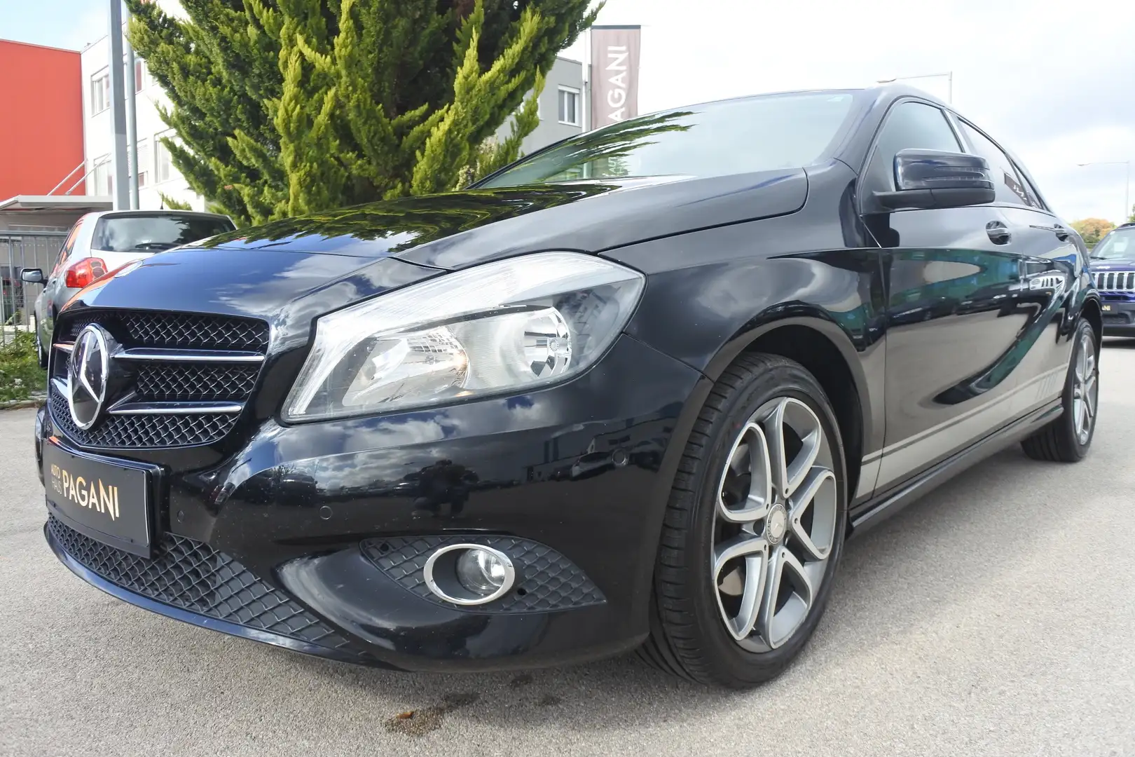 Mercedes-Benz A 180 A 180 BlueEfficiency Edition Lifestyle - 1