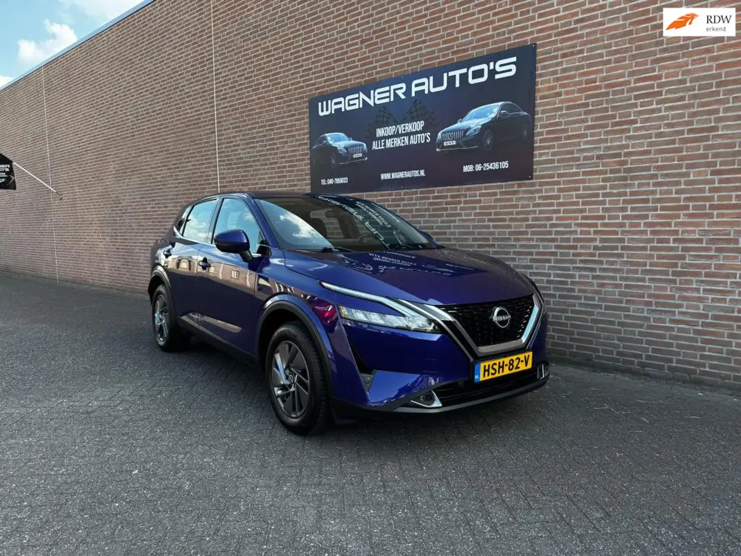 Nissan Qashqai 1.3 MHEV Acenta Navi 360 Camera KeylesGo+Entry Win Blauw - 1