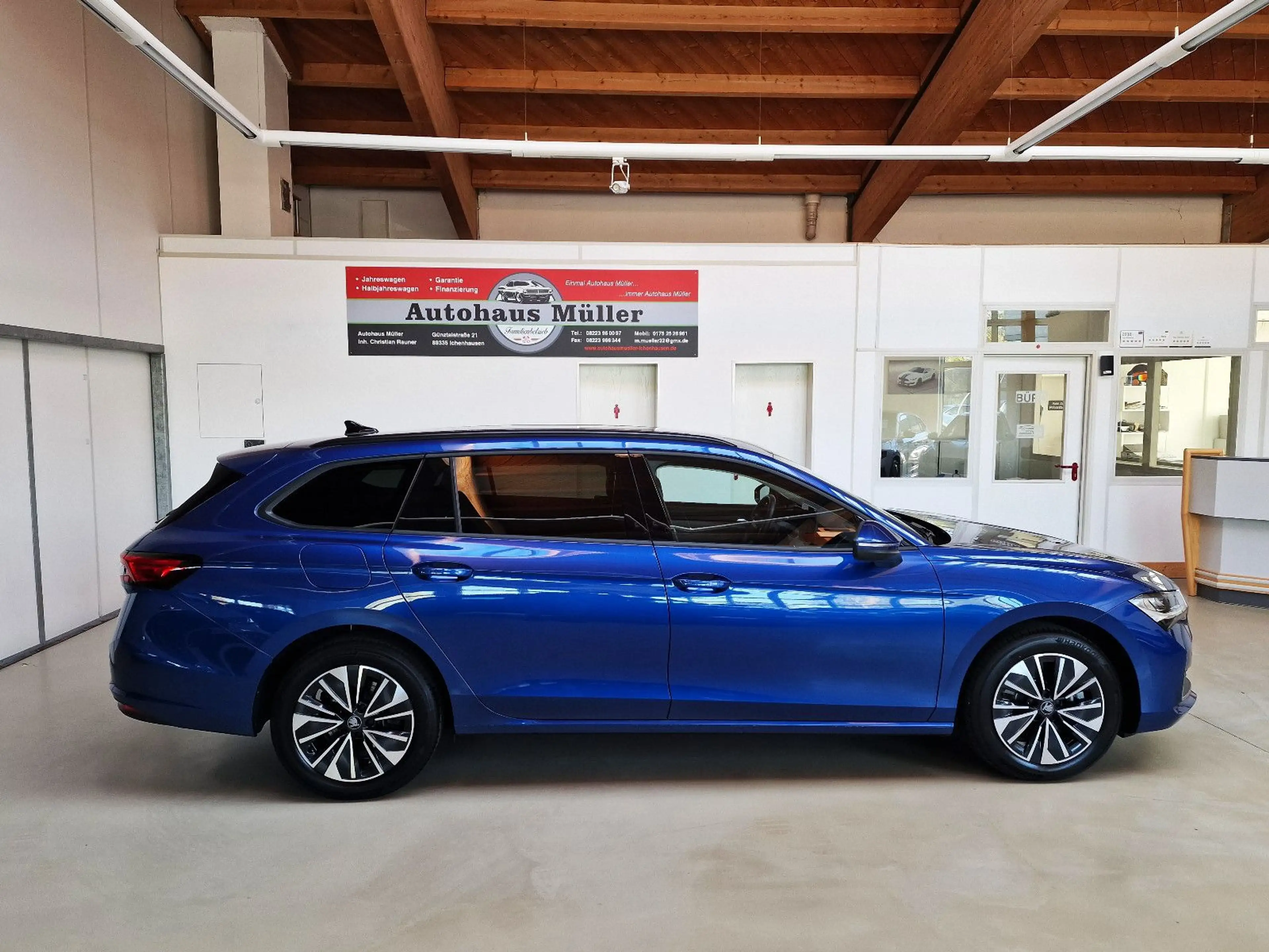 Skoda Superb Kombi iV 204PS Selection 5J-GAR AHK ACC K — photo 4