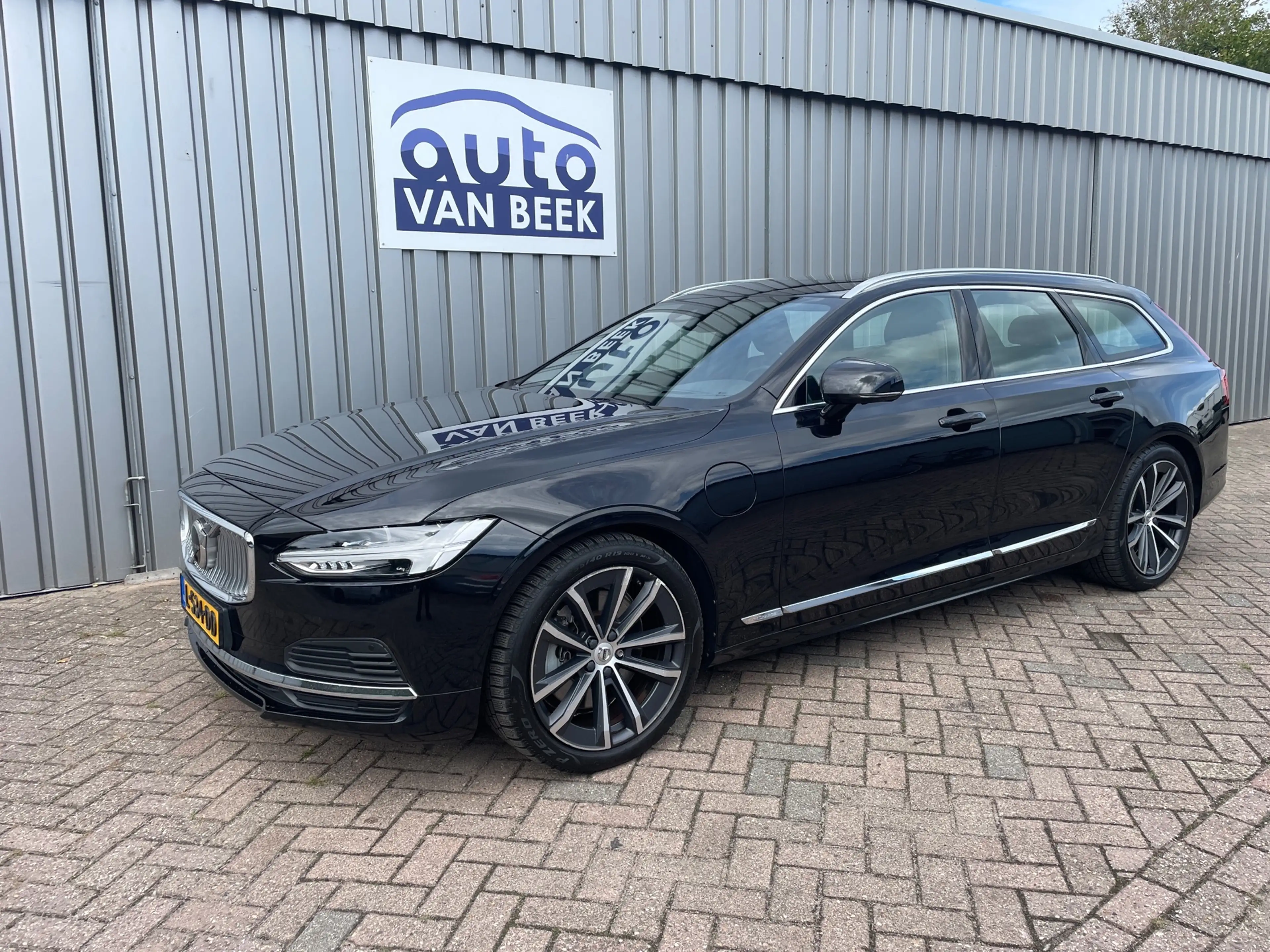 Volvo V90 2.0 T6 AWD Business Pro — photo 6
