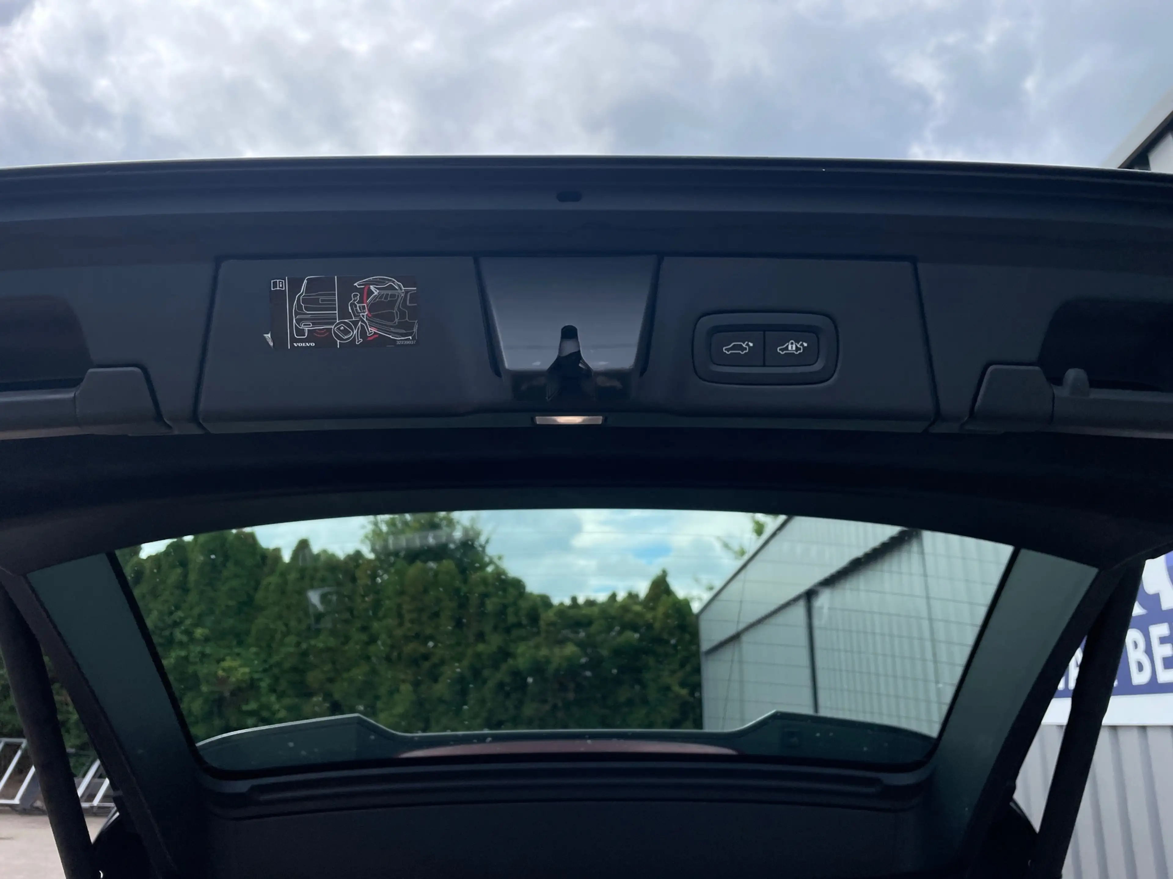 Volvo V90 2.0 T6 AWD Business Pro — photo 12