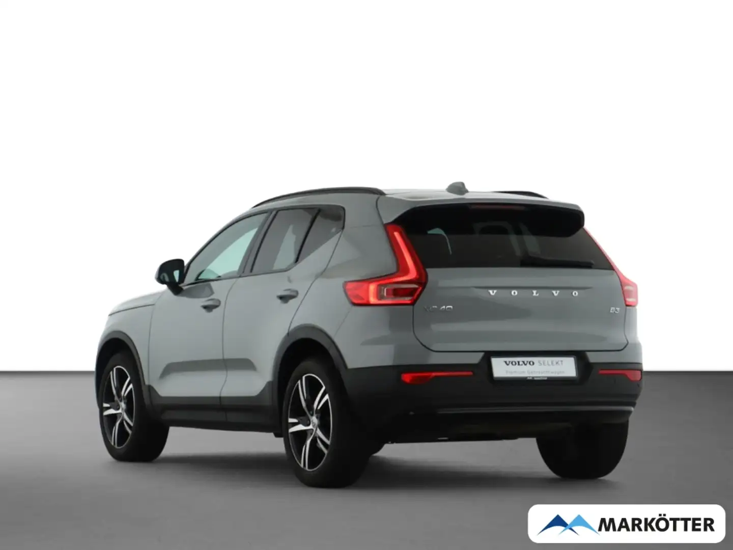 Volvo XC40 B3 Plus Dark 360°/Pano/FSHZ/Google/ Grau - 2