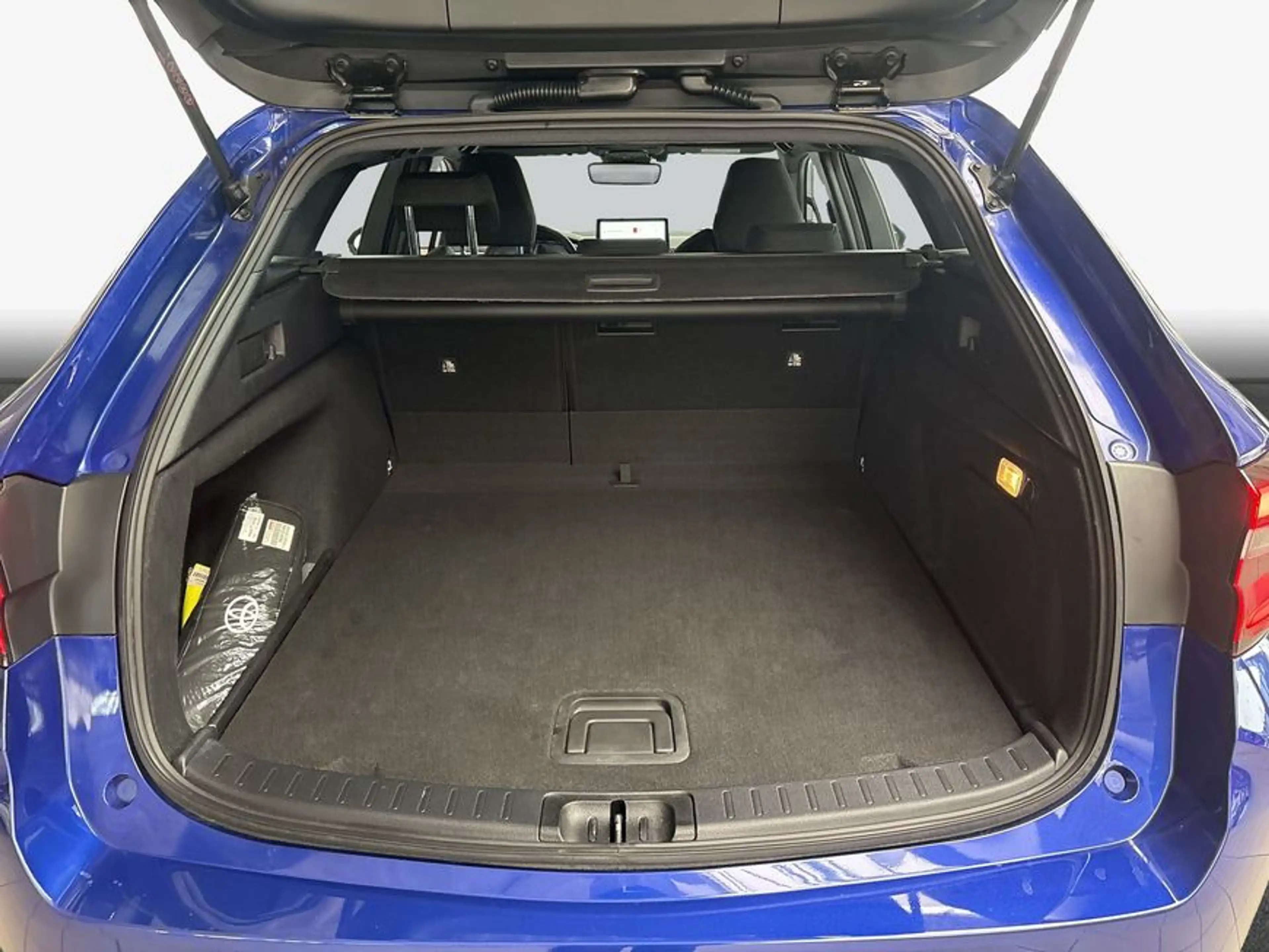 Toyota Corolla 2.0 Hybrid Touring Sports Business Edition — photo 8