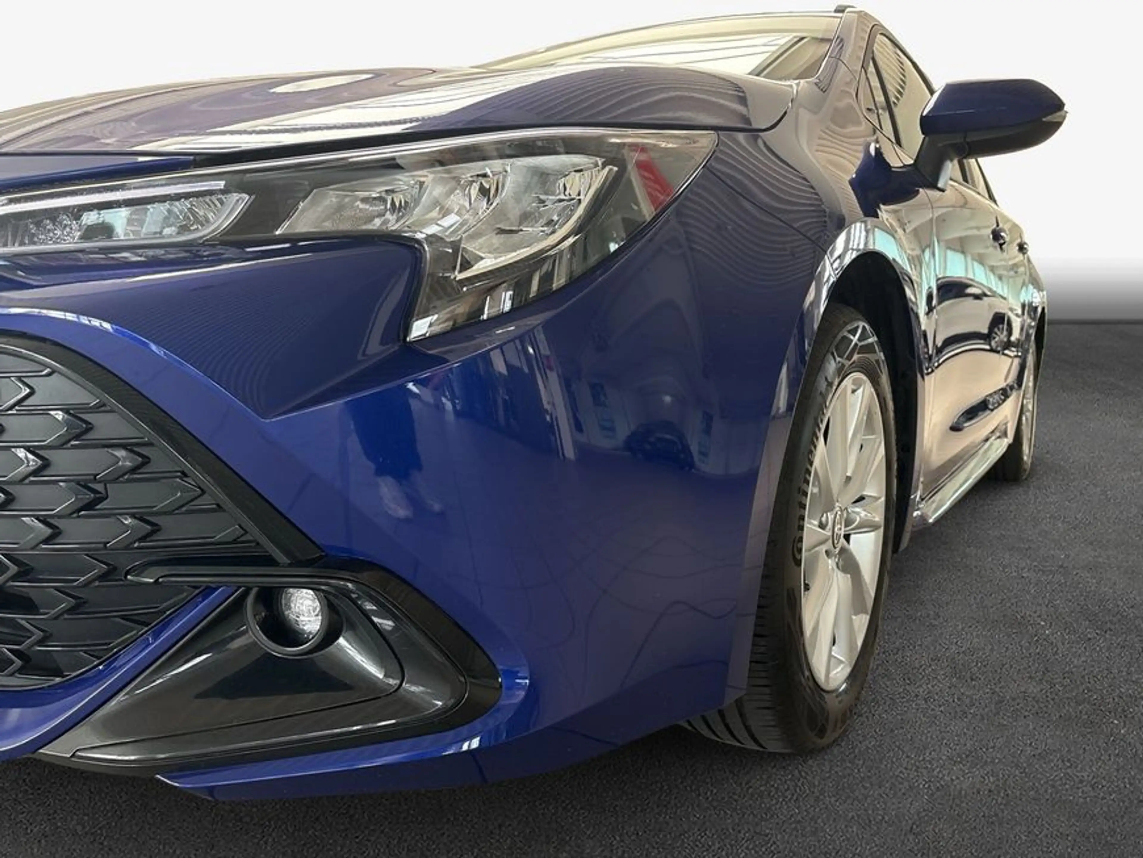 Toyota Corolla 2.0 Hybrid Touring Sports Business Edition — photo 6