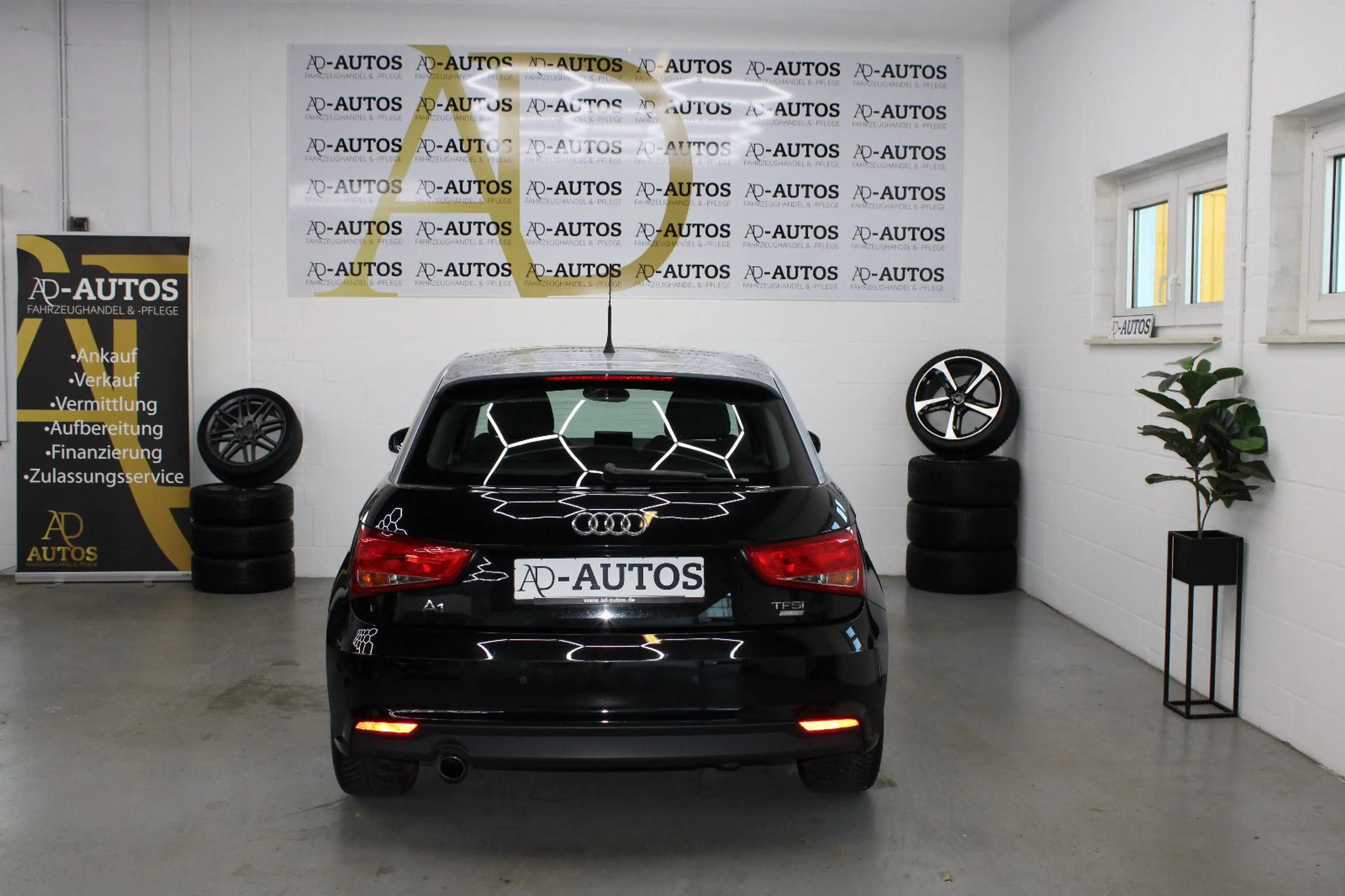 Audi A1 Sportback sport+SHZ+PDC+LEDER+4-TÜRIG+PANO+ — photo 5