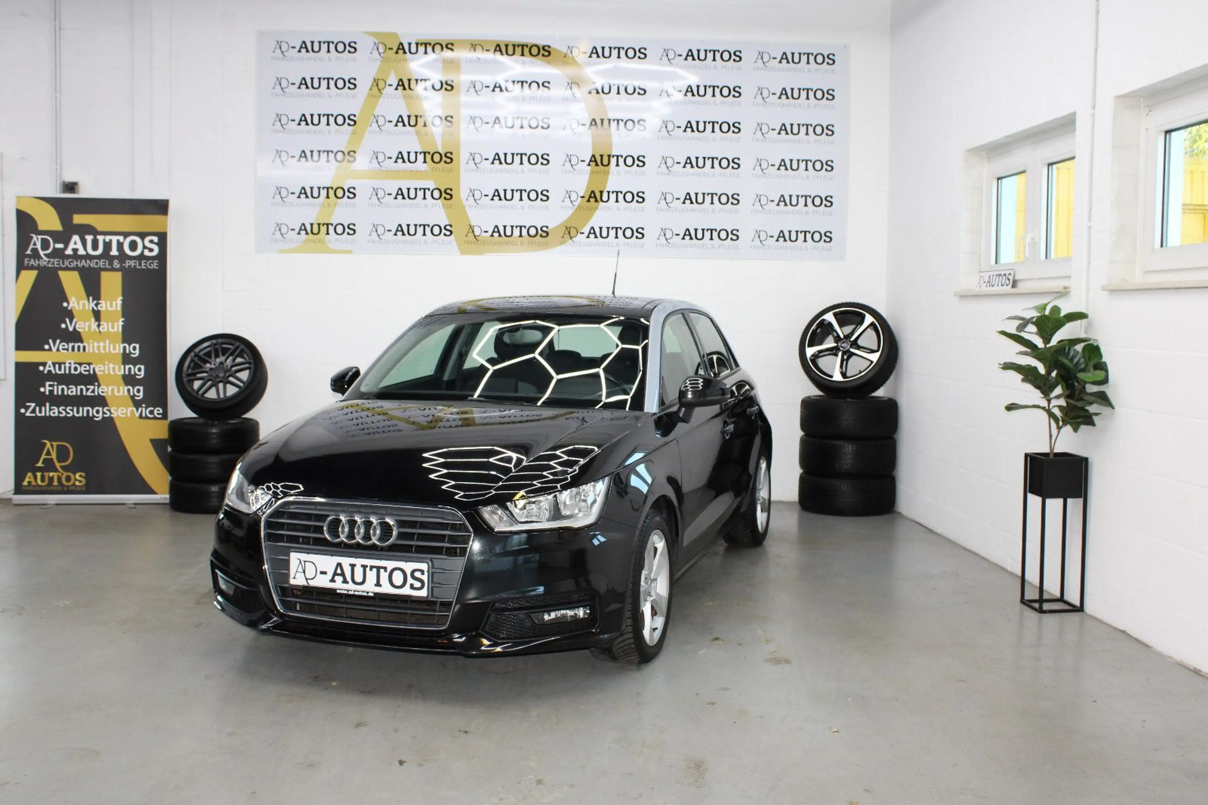 Audi A1 Sportback sport+SHZ+PDC+LEDER+4-TÜRIG+PANO+
