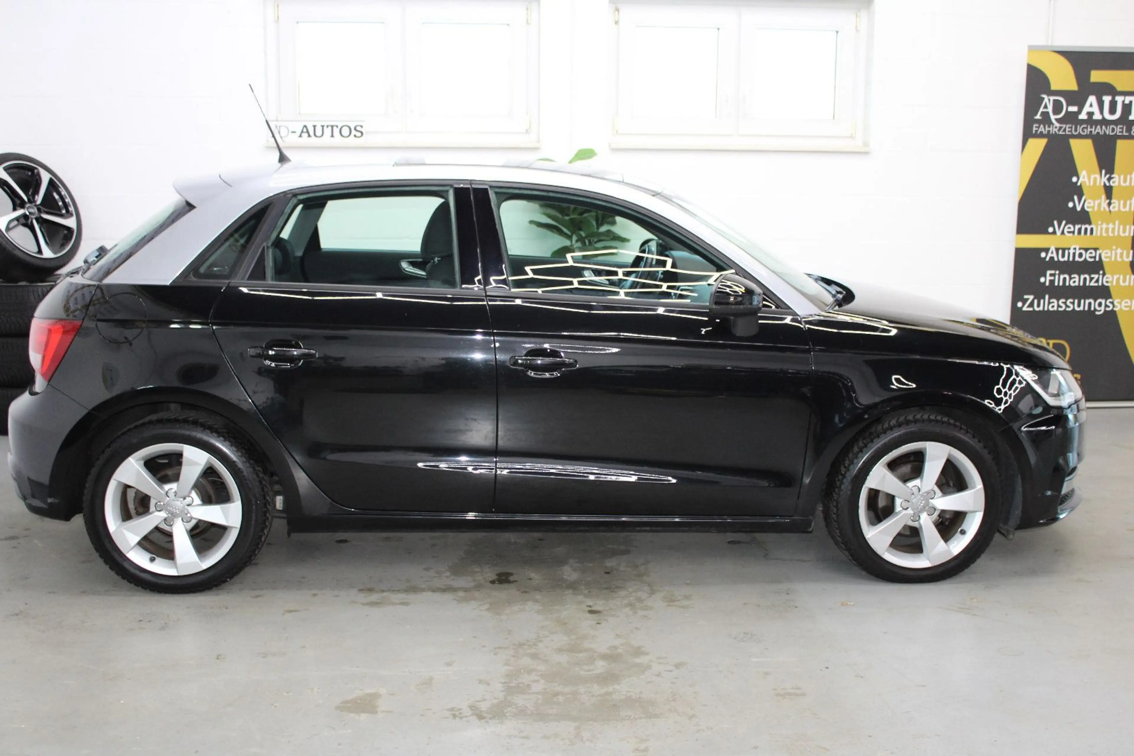 Audi A1 Sportback sport+SHZ+PDC+LEDER+4-TÜRIG+PANO+ — photo 4