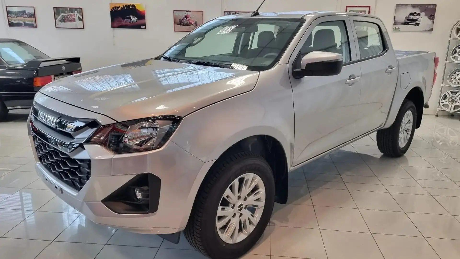 Isuzu D-Max N60 CREW BB+ NUOVO MY24 Argento - 2