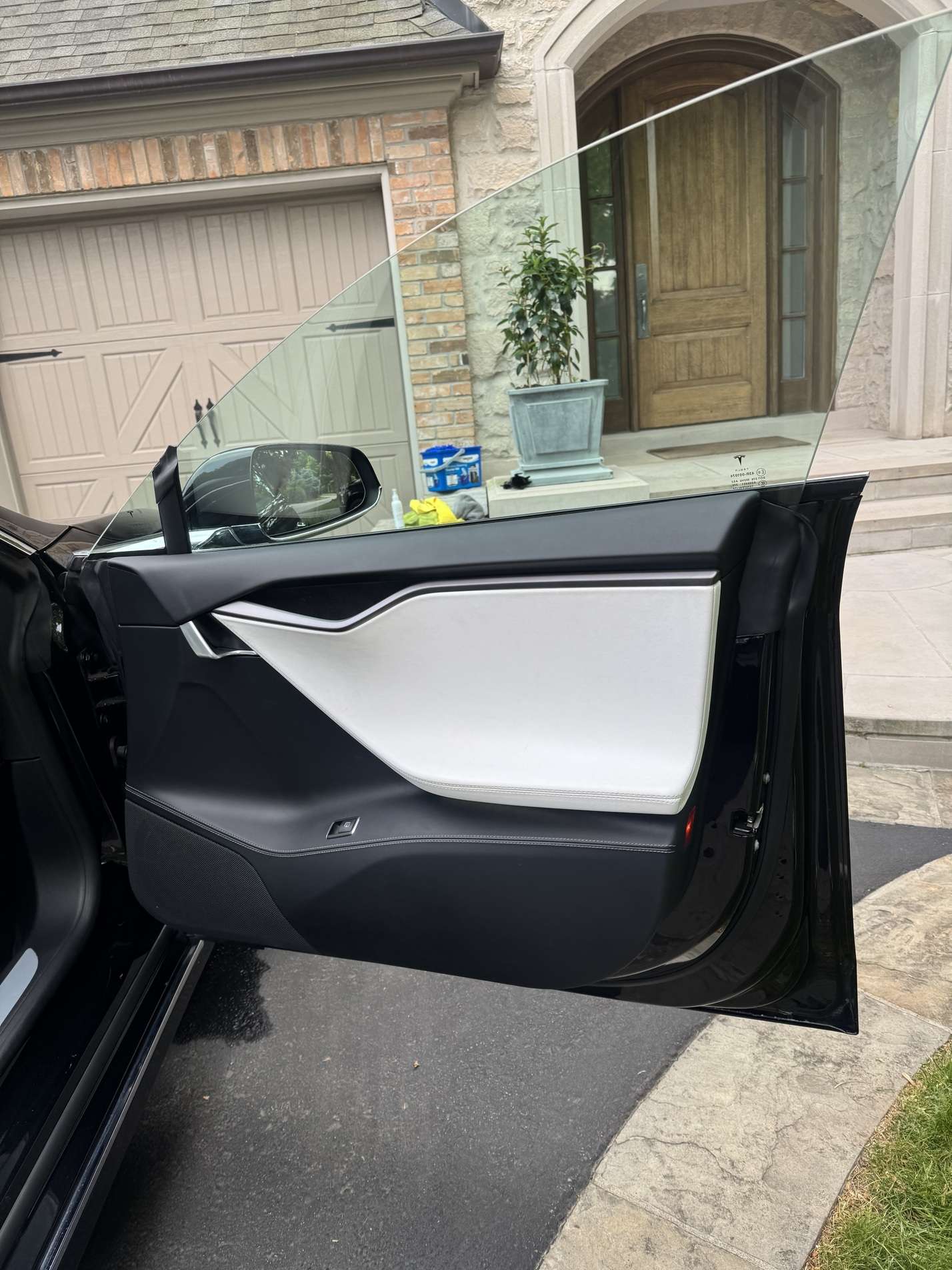 2019 Tesla Model S 75D AWD -Ltd Avail- alt 5
