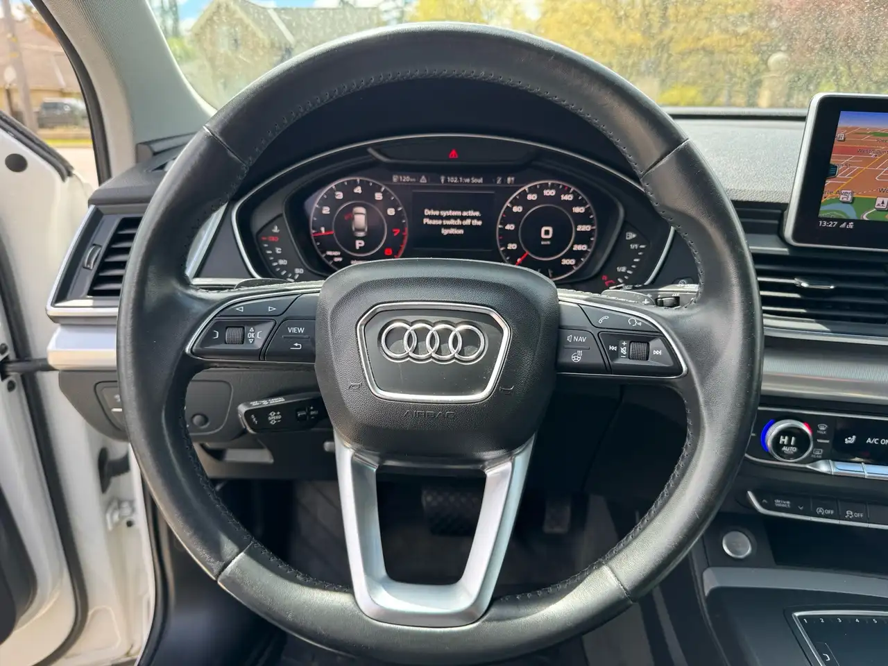 Audi Q5 снимка Audi Q5