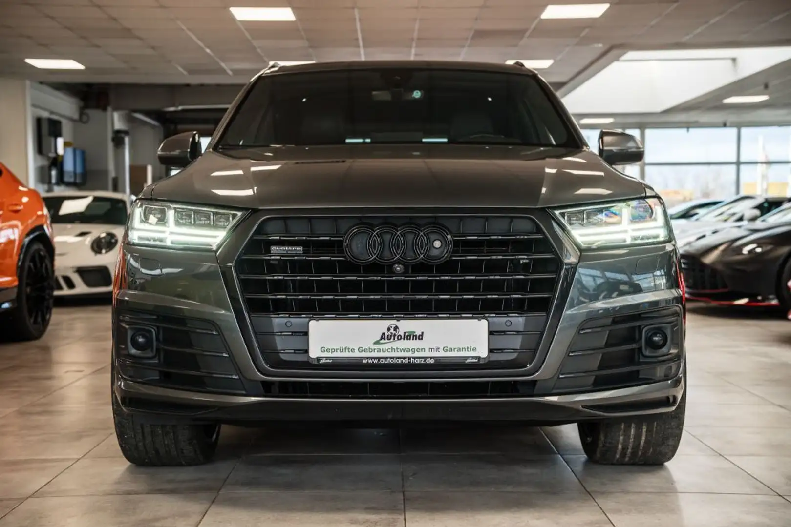 Audi Q7 3.0 TDI qu*Pano*Bose*LED+S-Line*HUD*AHK*Voll Grau - 2