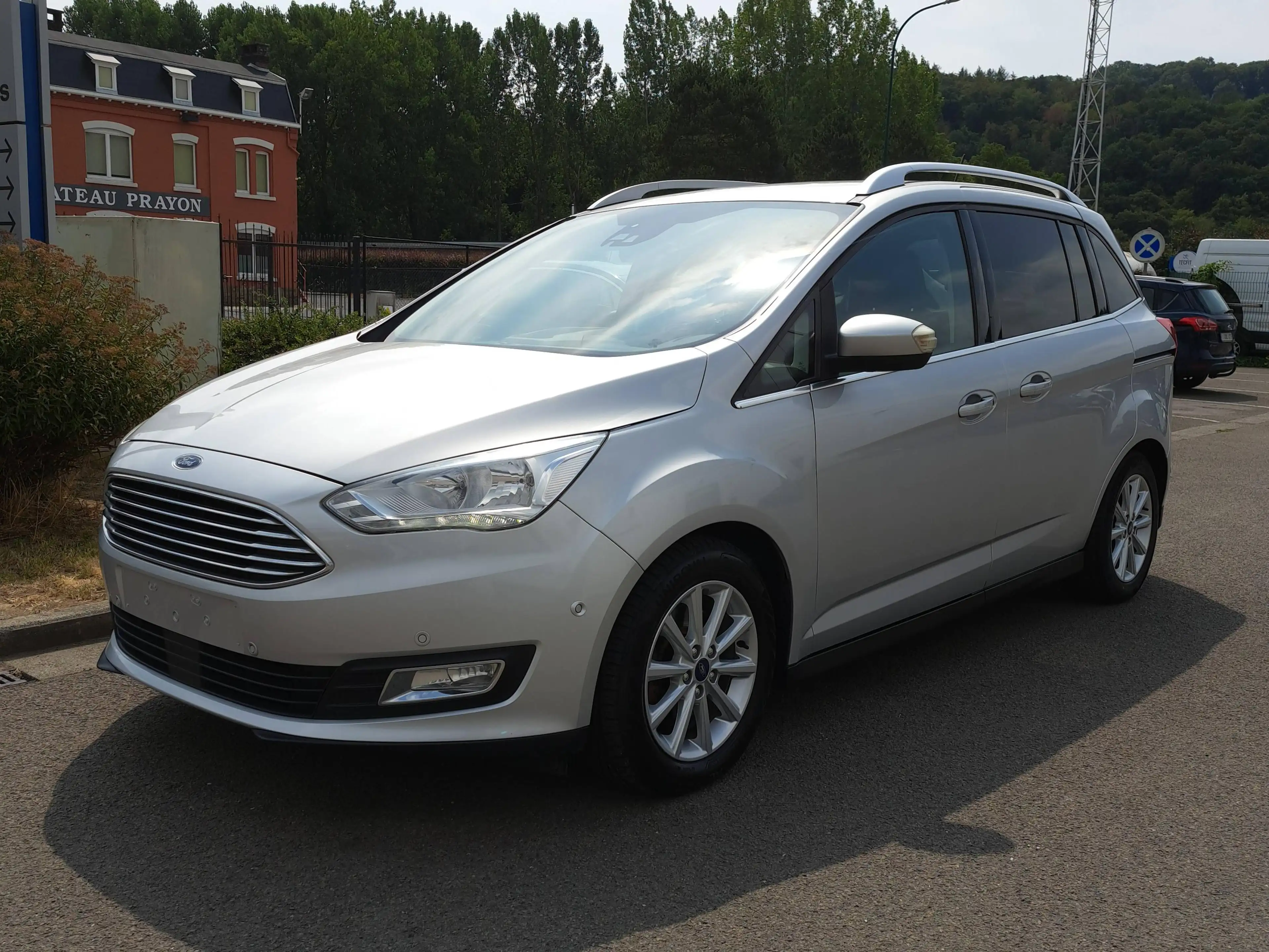 Ford Grand C-Max Grand C-Max 1.0 EcoBoost Titanium (EU6.2)