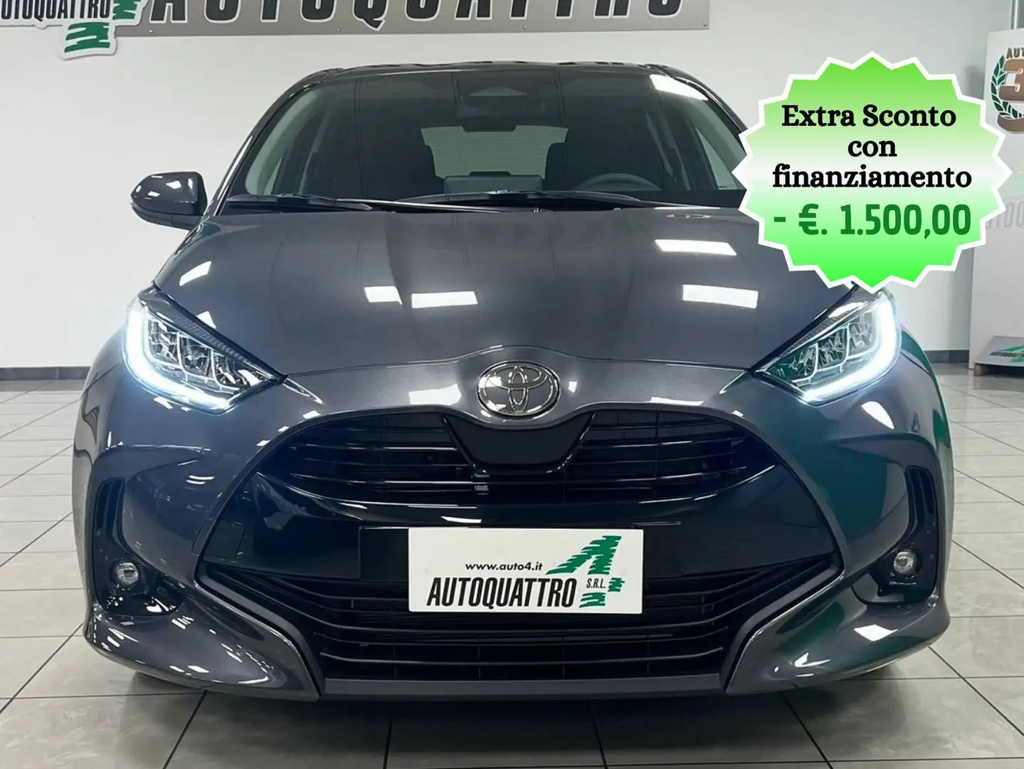 Toyota Yaris Yaris 1.5h Trend Grigio - 1