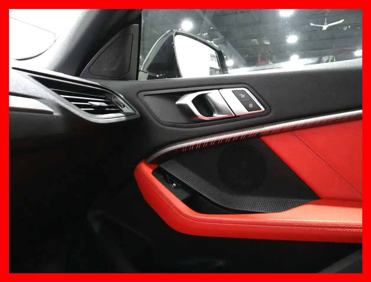 BMW 2 Series снимка BMW 2 Series