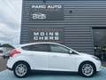 Ford Focus 1.6 TDCI 115CH FAP STOP\u0026START TITANIUM 5P Blanc - thumbnail 6