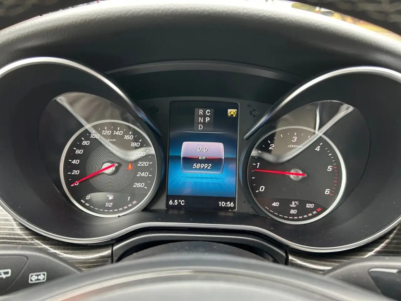 Mercedes-Benz V 300 d 4MATIC AVANTGARDE EDITION EL STHZG*AHK*DISTR 7