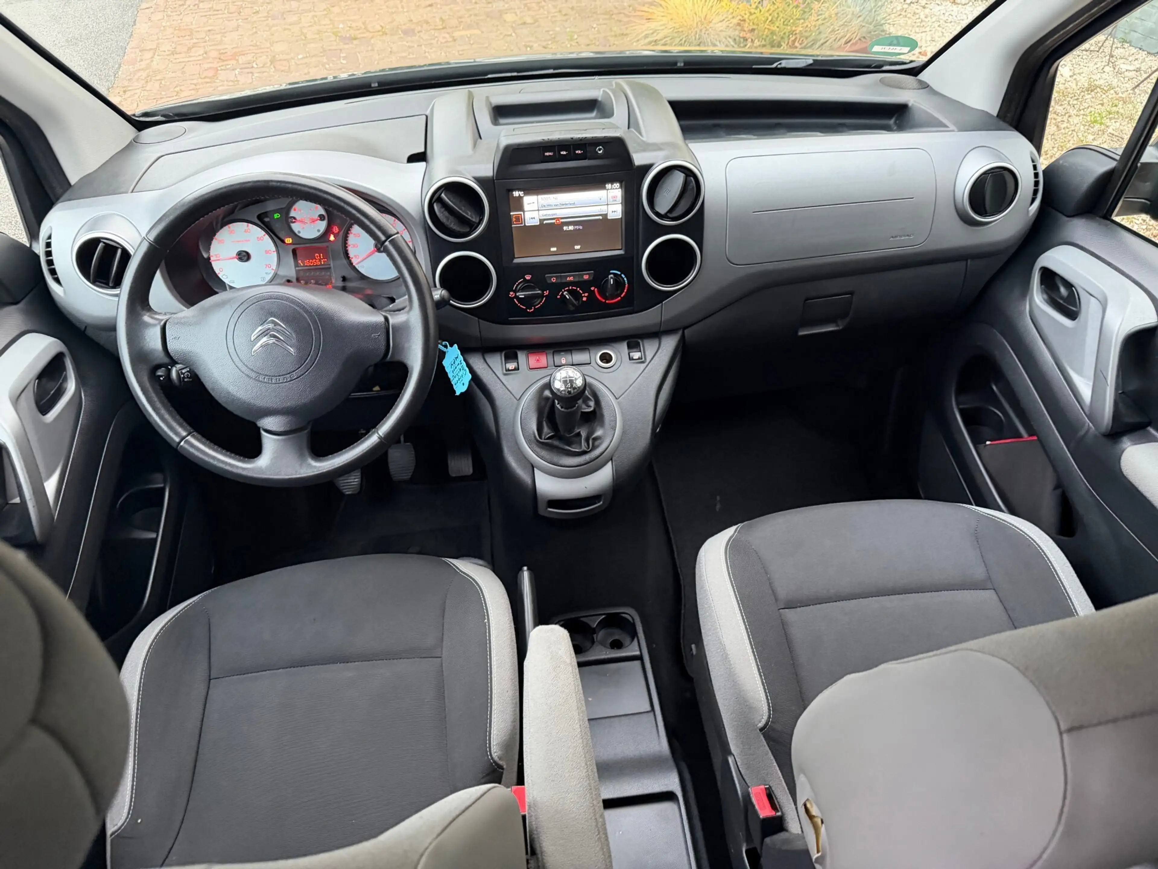 Citroen Berlingo 1.6 VTi Feel|Bluetooth|Airco|Cruise|PDC|Nette auto — photo 8