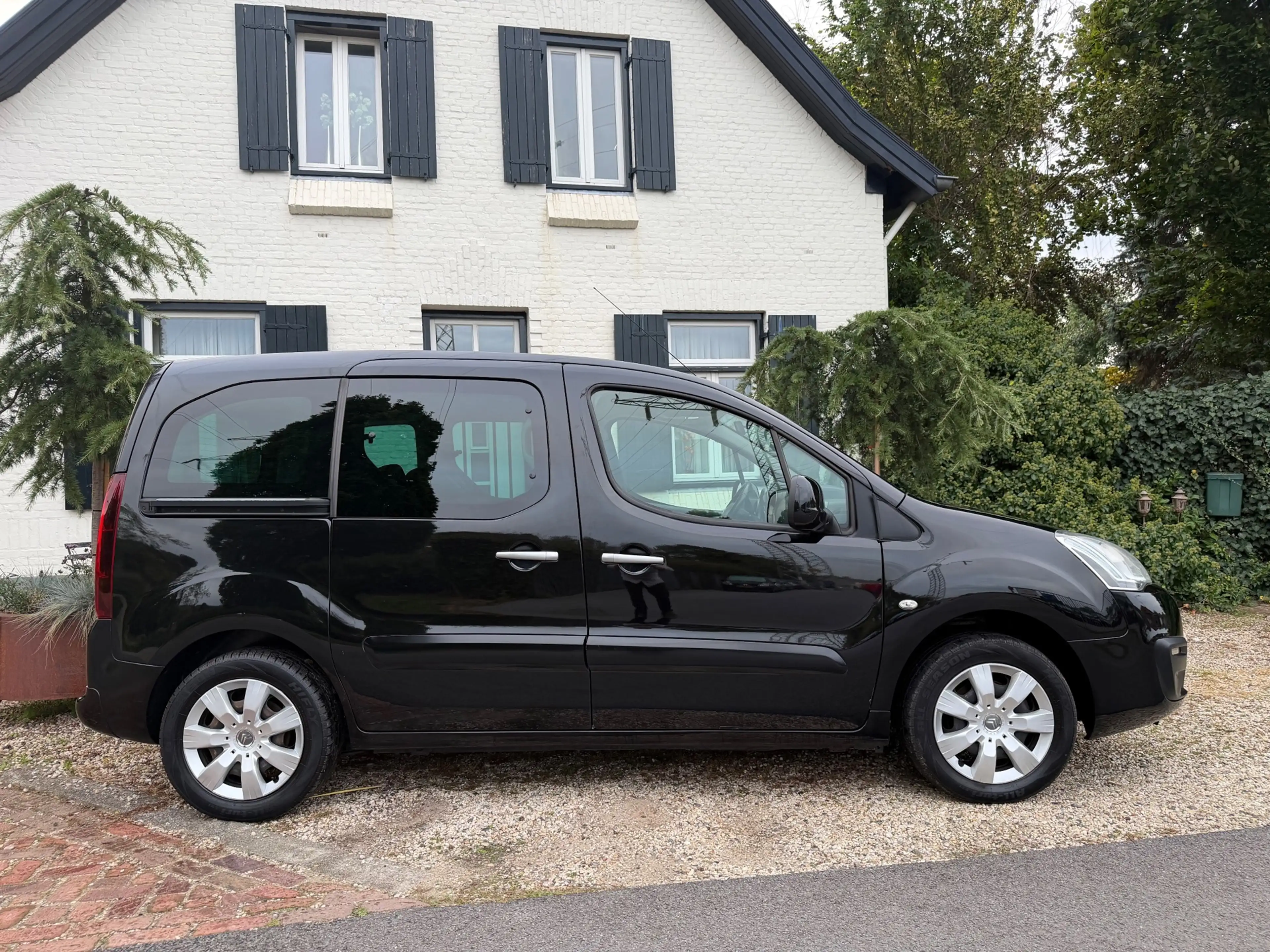 Citroen Berlingo 1.6 VTi Feel|Bluetooth|Airco|Cruise|PDC|Nette auto — photo 5