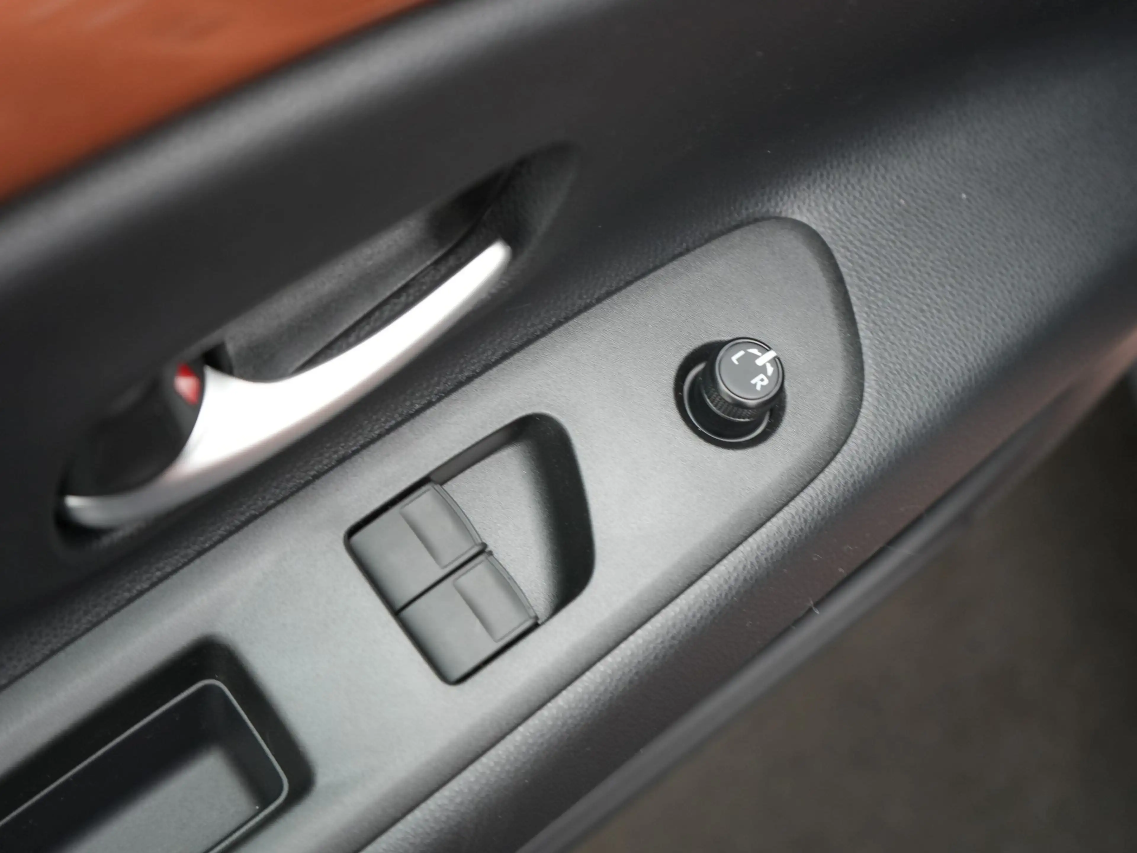 Toyota Aygo X Hybrid 115 PK envy CABRIOLET ||incl. Lounge Pack|| — photo 8
