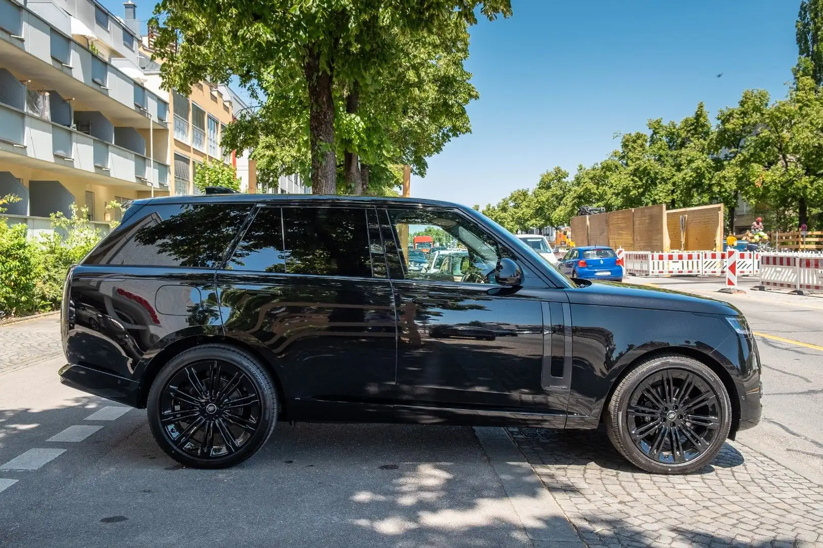Land Rover Range Rover 3.0 D350 SWB Autobiography Nero - 2