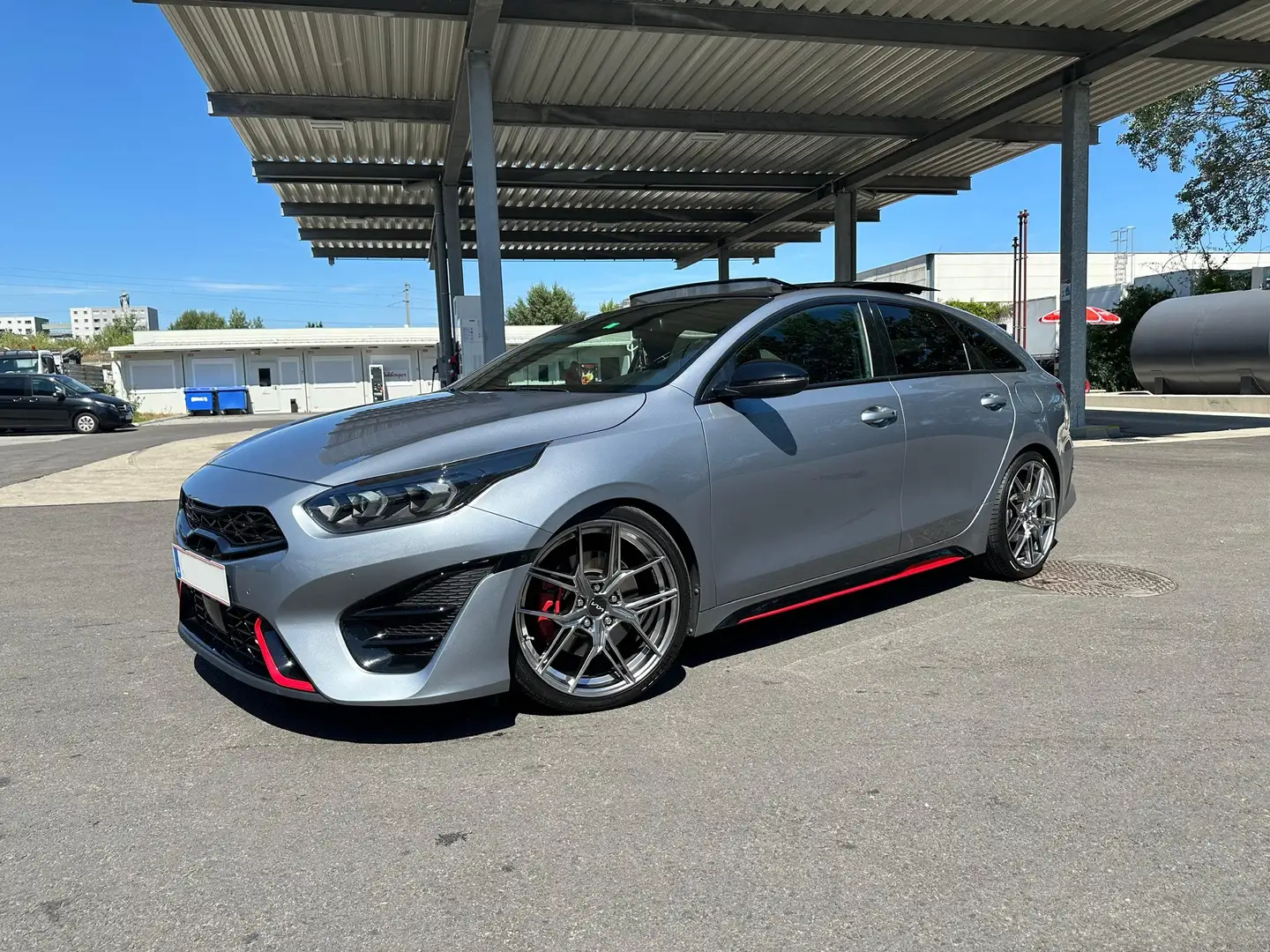 Kia ProCeed / pro_cee'd pro ceed 1,6 TGDI GPF GT DCT Aut. Silber - 2