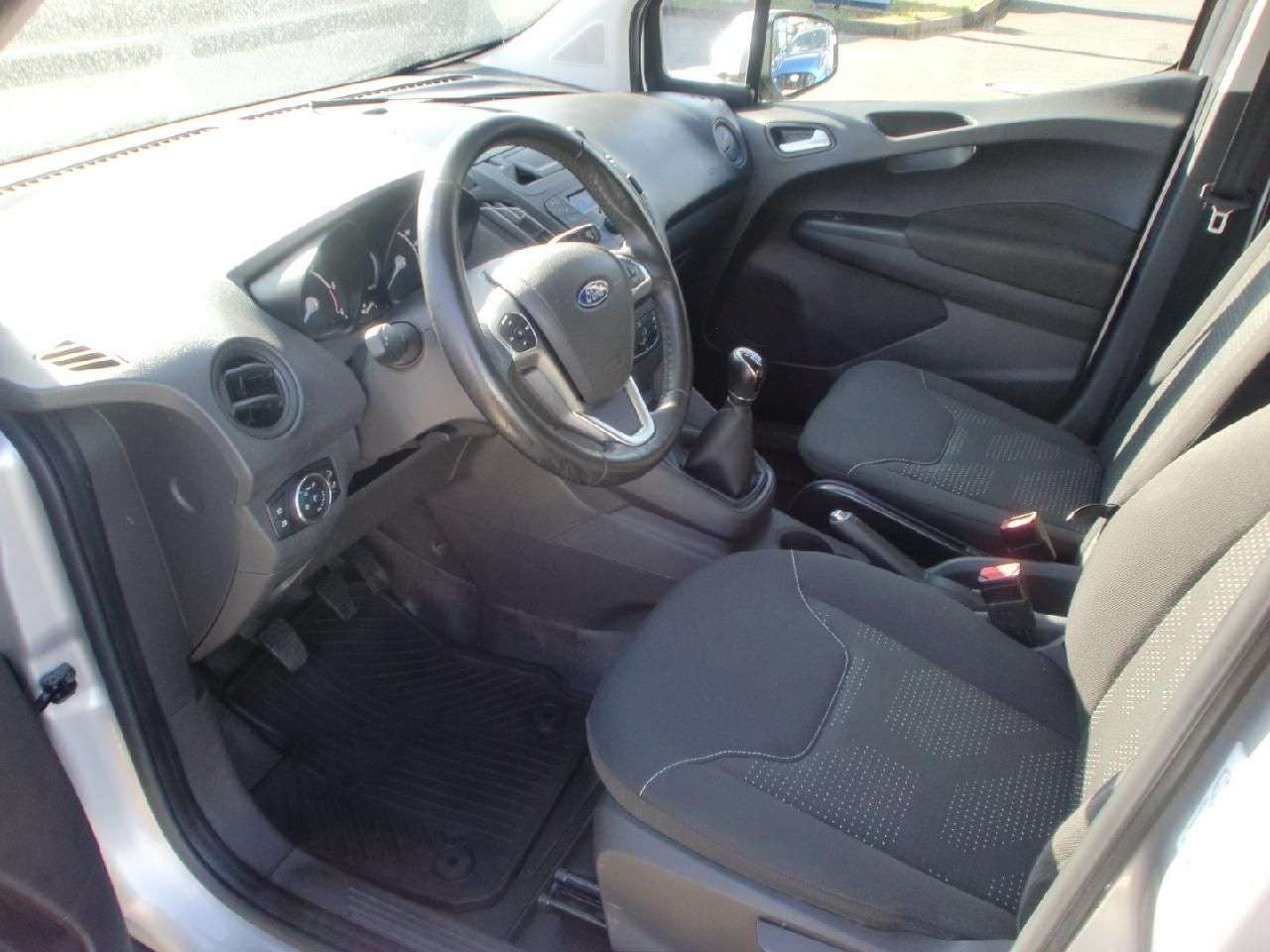 Ford Transit Courier