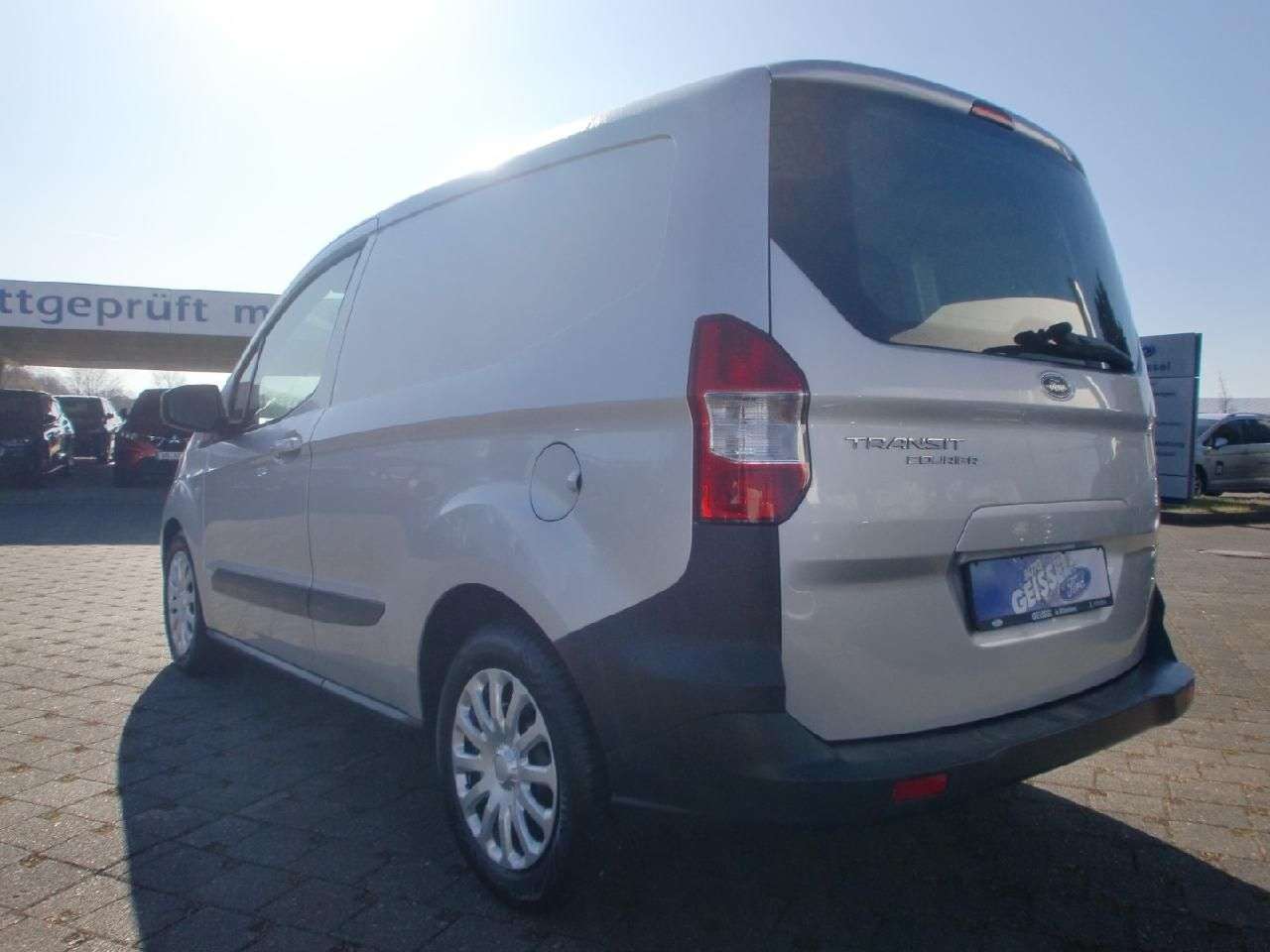 Ford Transit Courier