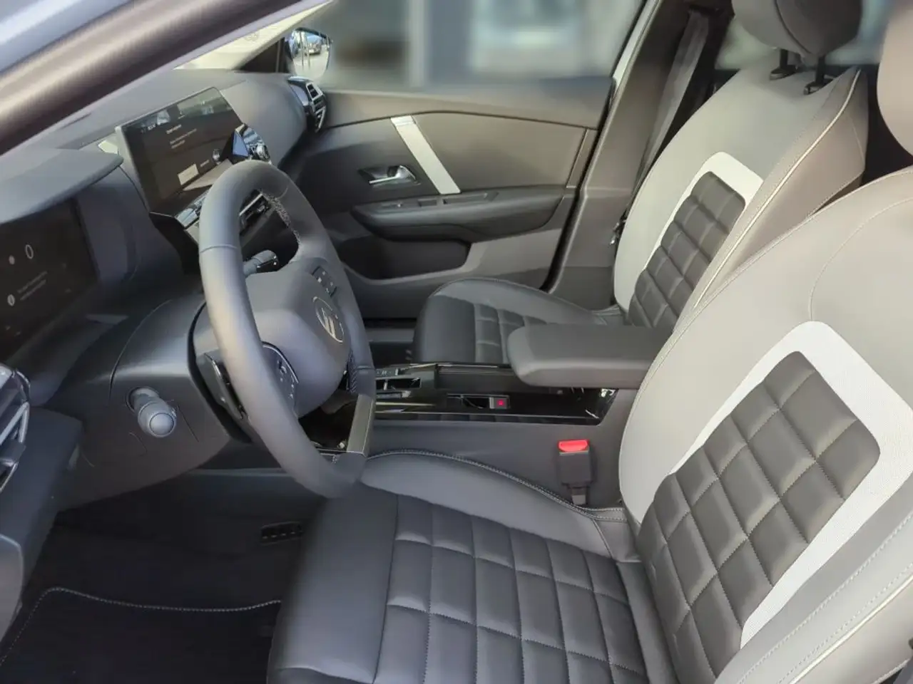Citroen C4 Hybrid 145 MAX 7