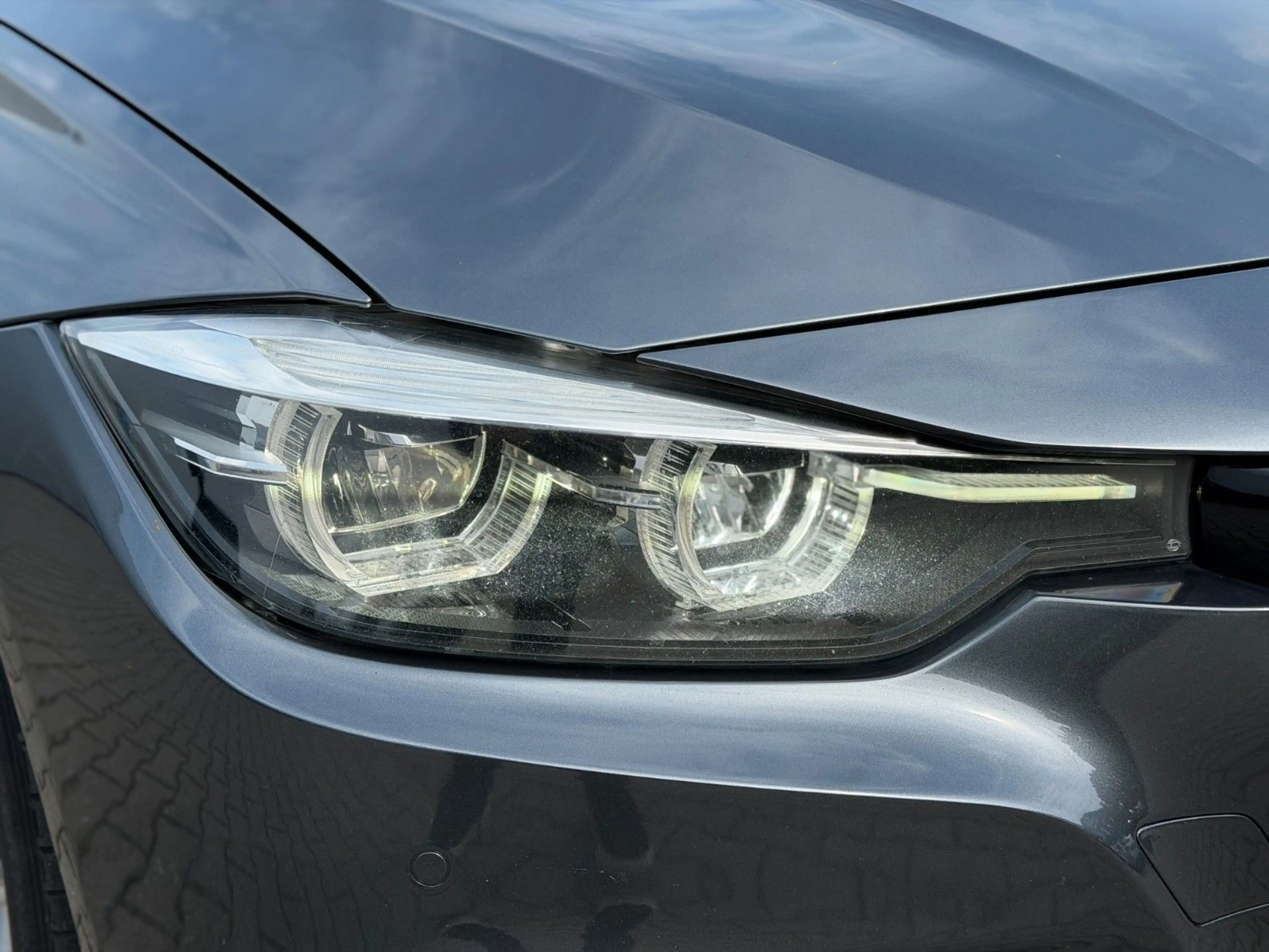 BMW 318 d Touring M Sport Shadow *Kamera*LED* — photo 8