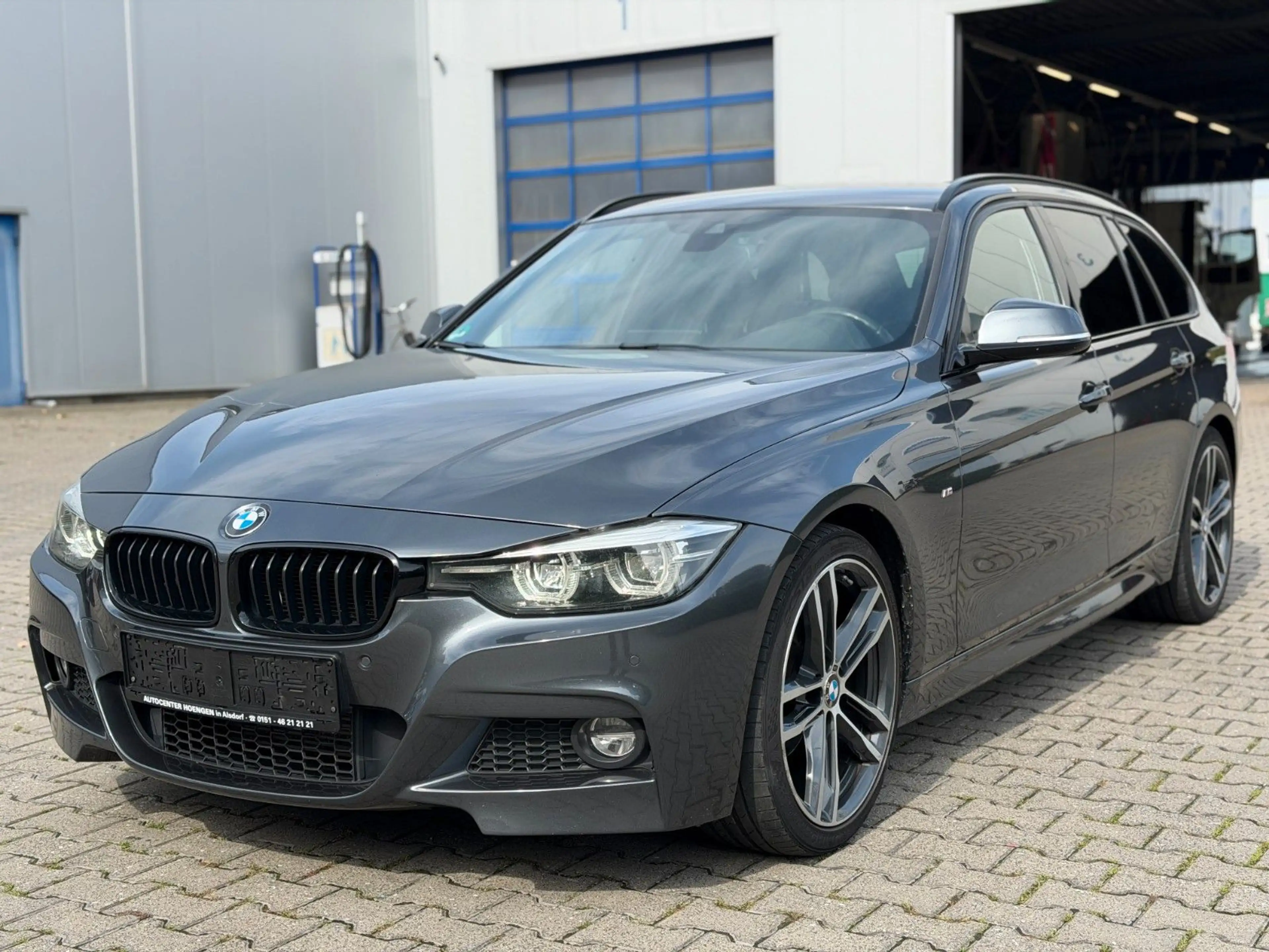 BMW 318 d Touring M Sport Shadow *Kamera*LED* — photo 6