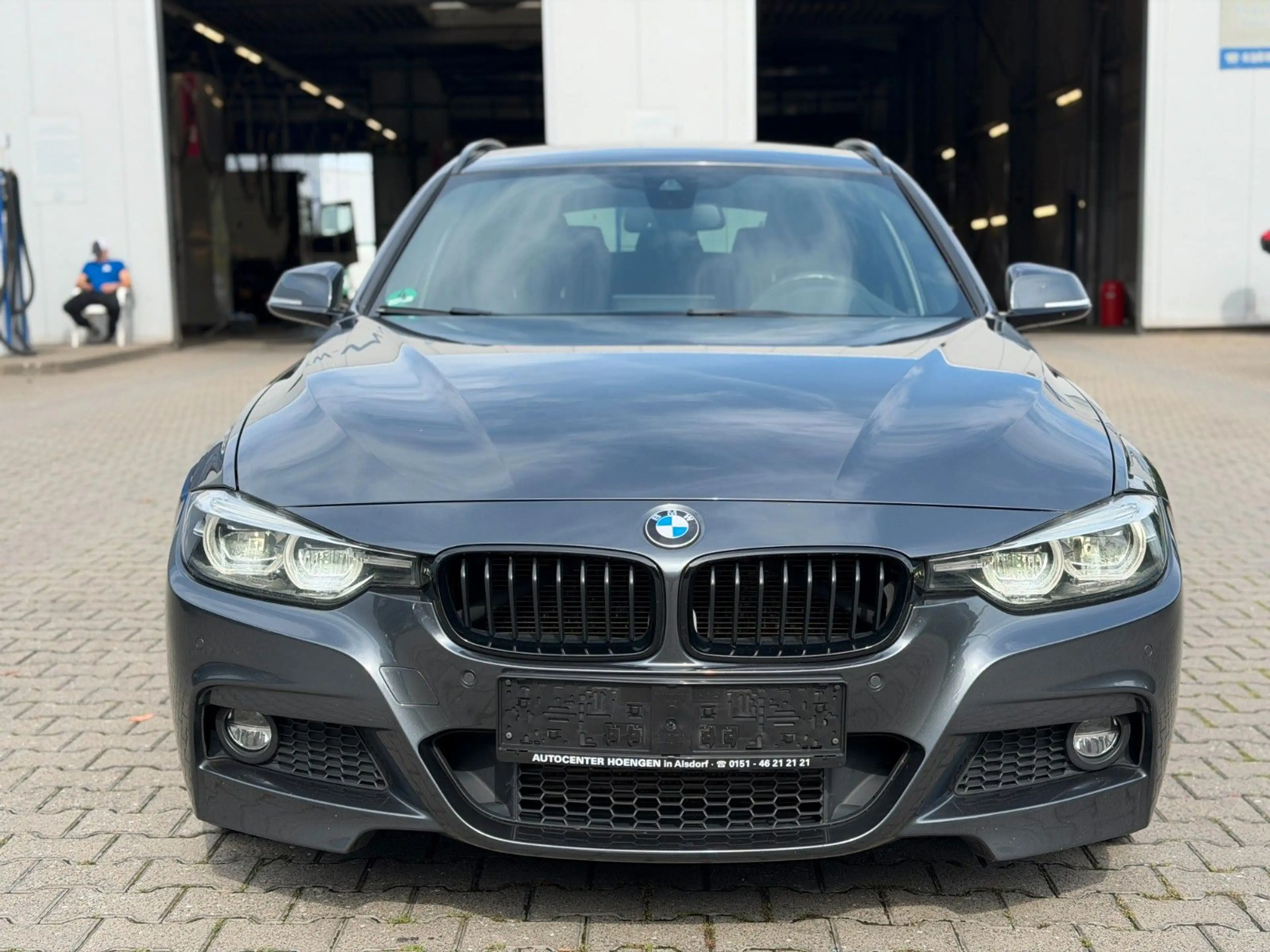 BMW 318 d Touring M Sport Shadow *Kamera*LED* — photo 4