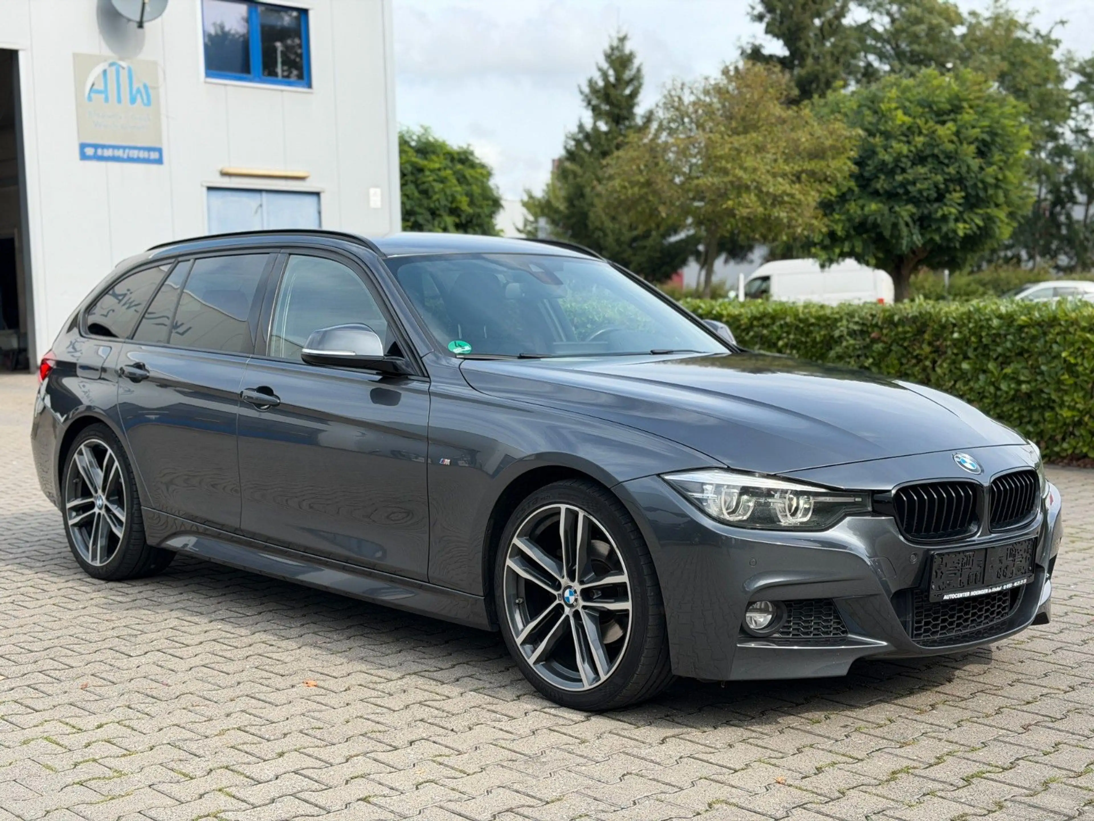BMW 318 d Touring M Sport Shadow *Kamera*LED*