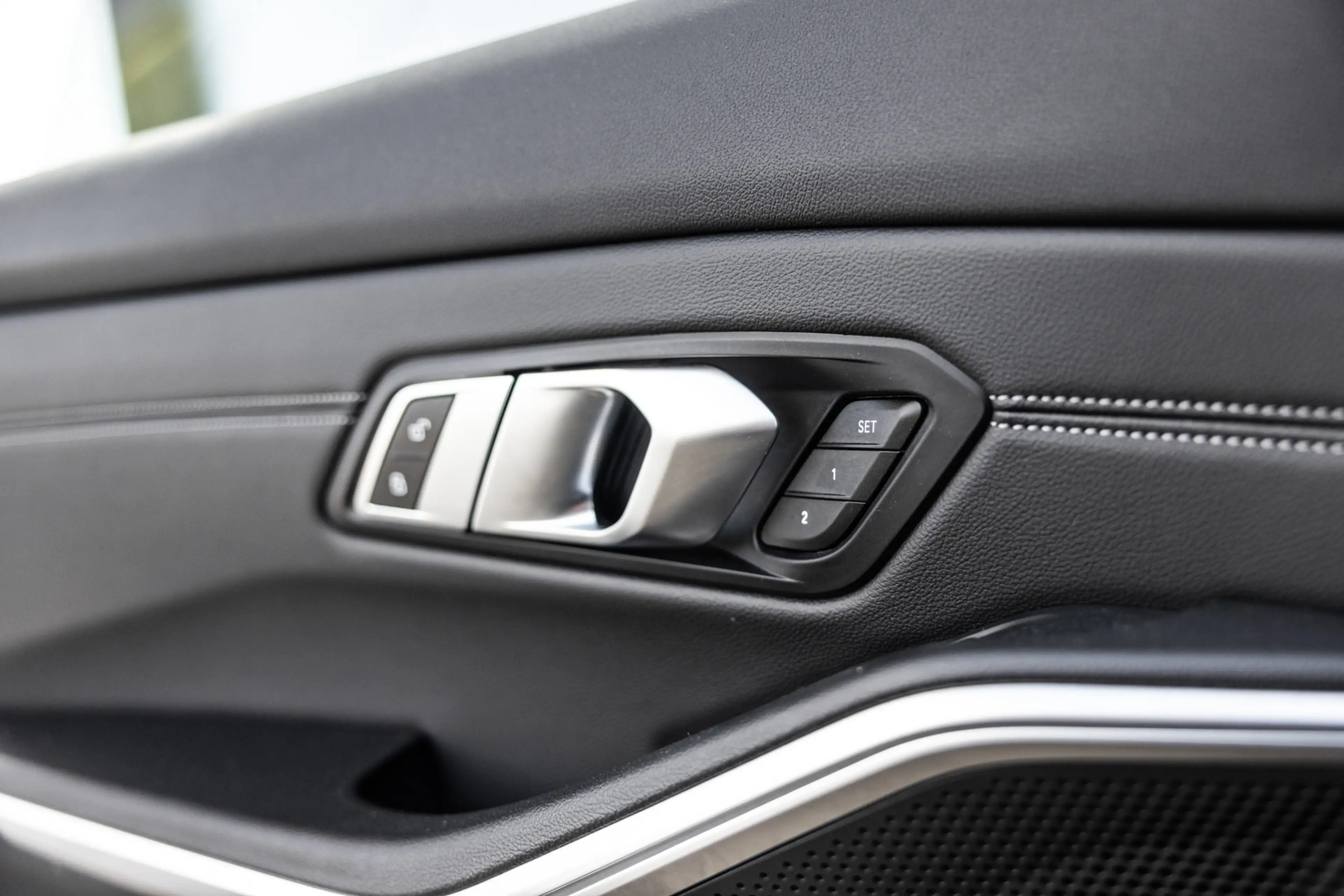 BMW 330 3-serie Touring M 330e xDrive, 292 PK, Sportstoele — photo 12