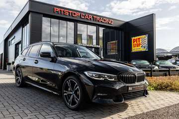 3-serie Touring M 330e xDrive, 292 PK, Sportstoele